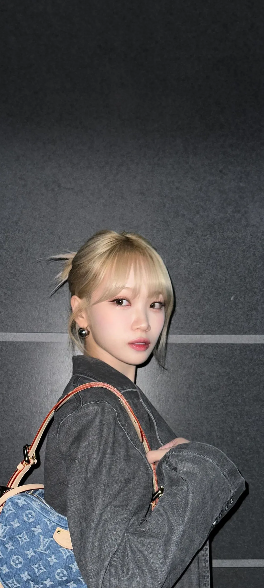 Wallpaper layar kunci hp Kim Chae-won 4K HD download — IZ*ONE, LE SSERAFIM