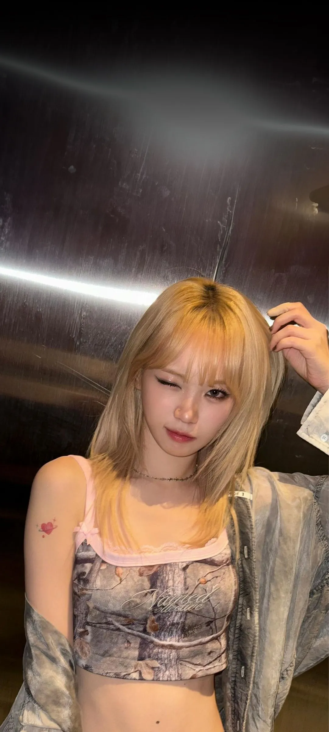 Fondo de pantalla de bloqueo móvil de Kim Chae-won 4K HD descargar — IZ*ONE, LE SSERAFIM