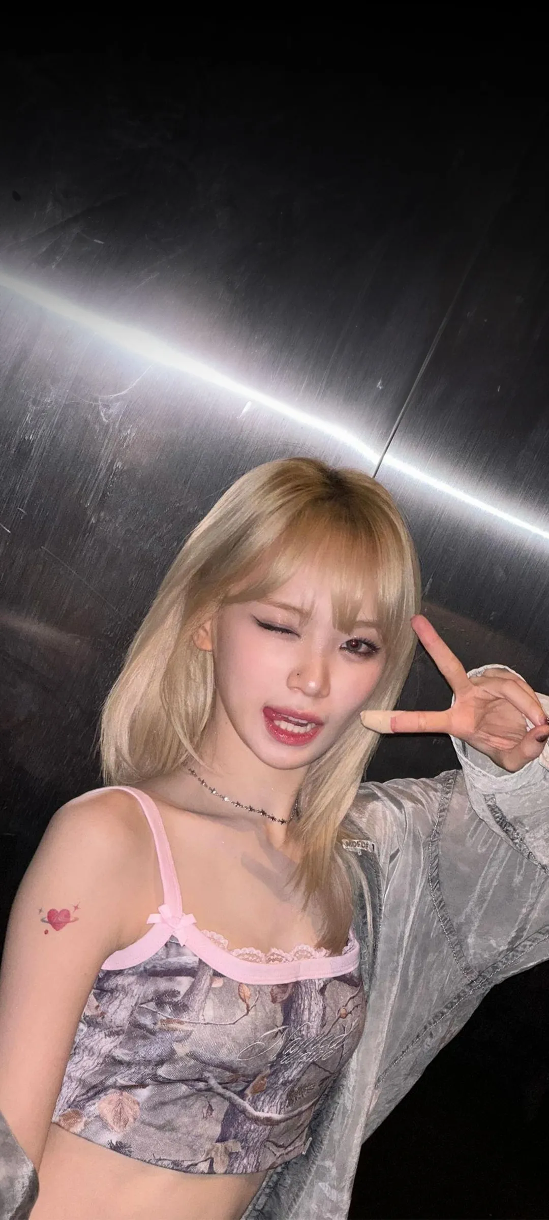 Wallpaper layar kunci hp Kim Chae-won 4K HD download — IZ*ONE, LE SSERAFIM