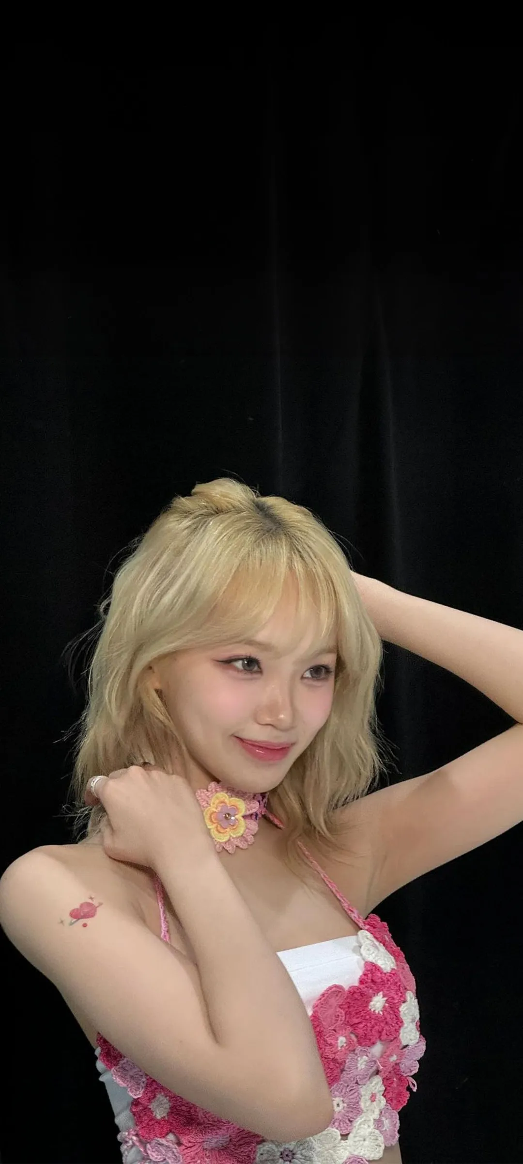 Wallpaper layar kunci hp Kim Chae-won 4K HD download — IZ*ONE, LE SSERAFIM