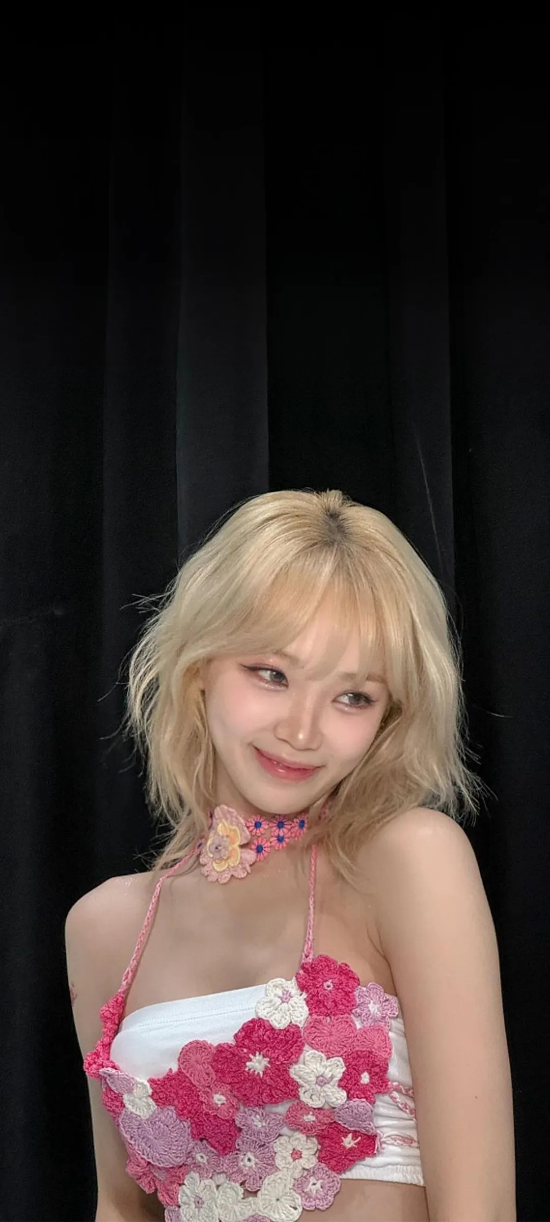 Wallpaper layar kunci hp Kim Chae-won 4K HD download — IZ*ONE, LE SSERAFIM
