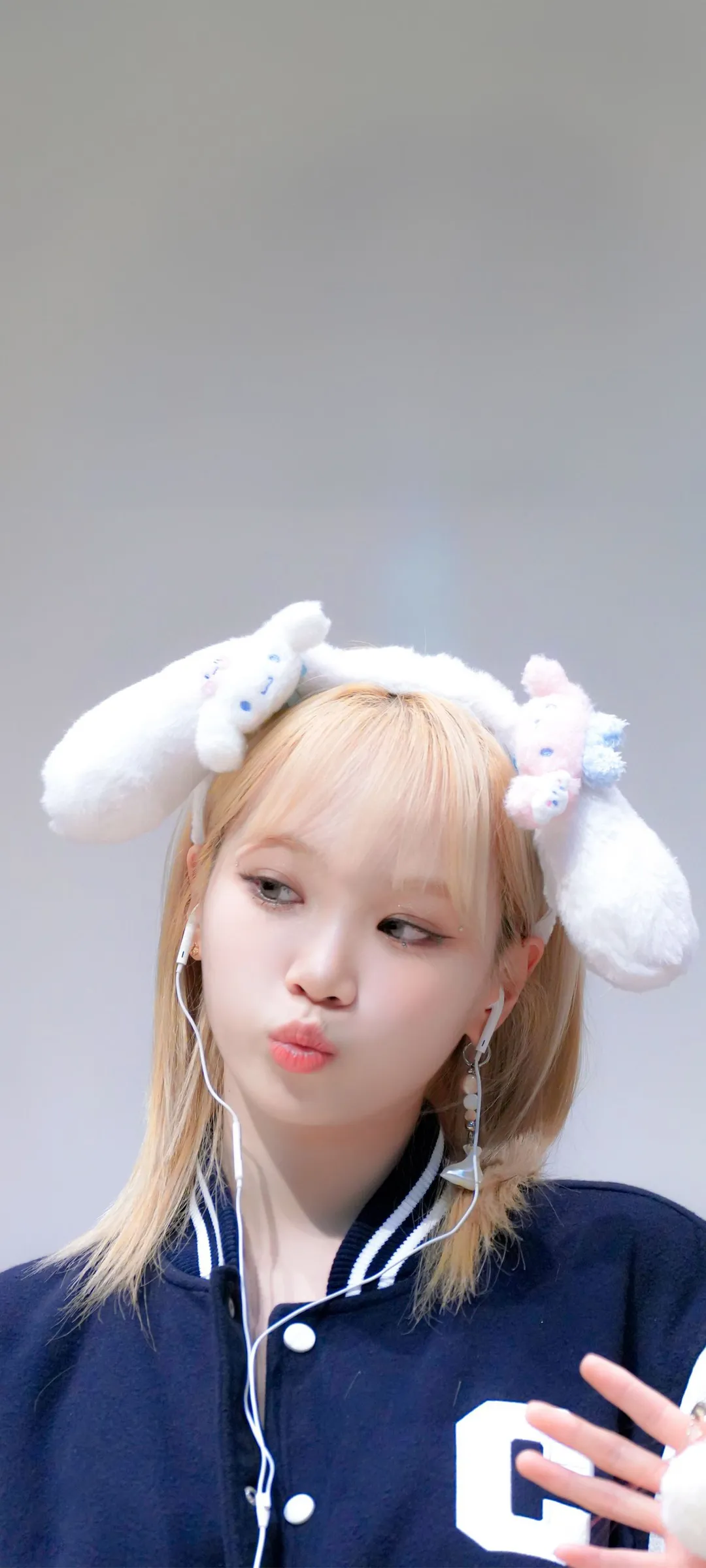 Wallpaper layar kunci hp Kim Chae-won 4K HD download — IZ*ONE, LE SSERAFIM