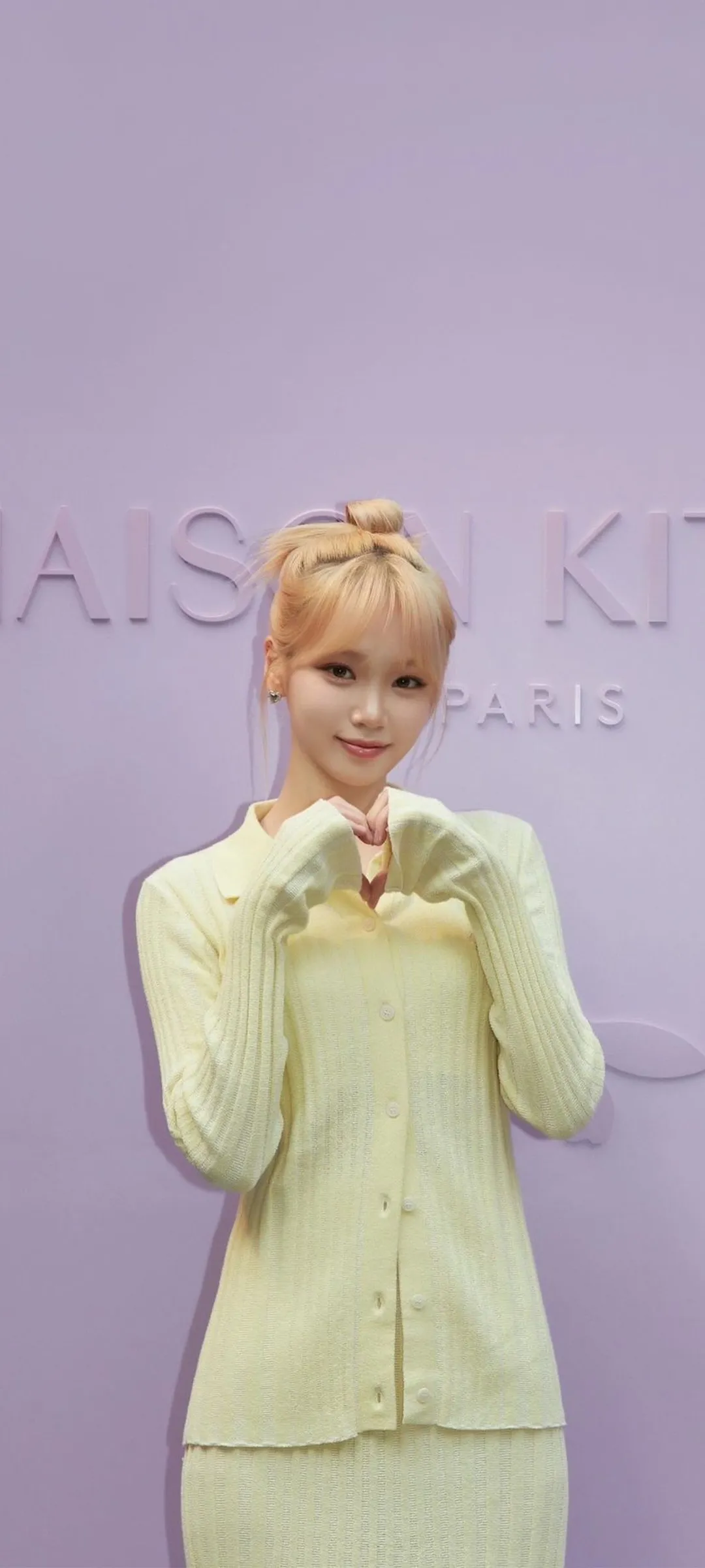 김채원 잠금화면 폰 배경화면 4K HD 다운로드 — 아이즈원, 르세라핌