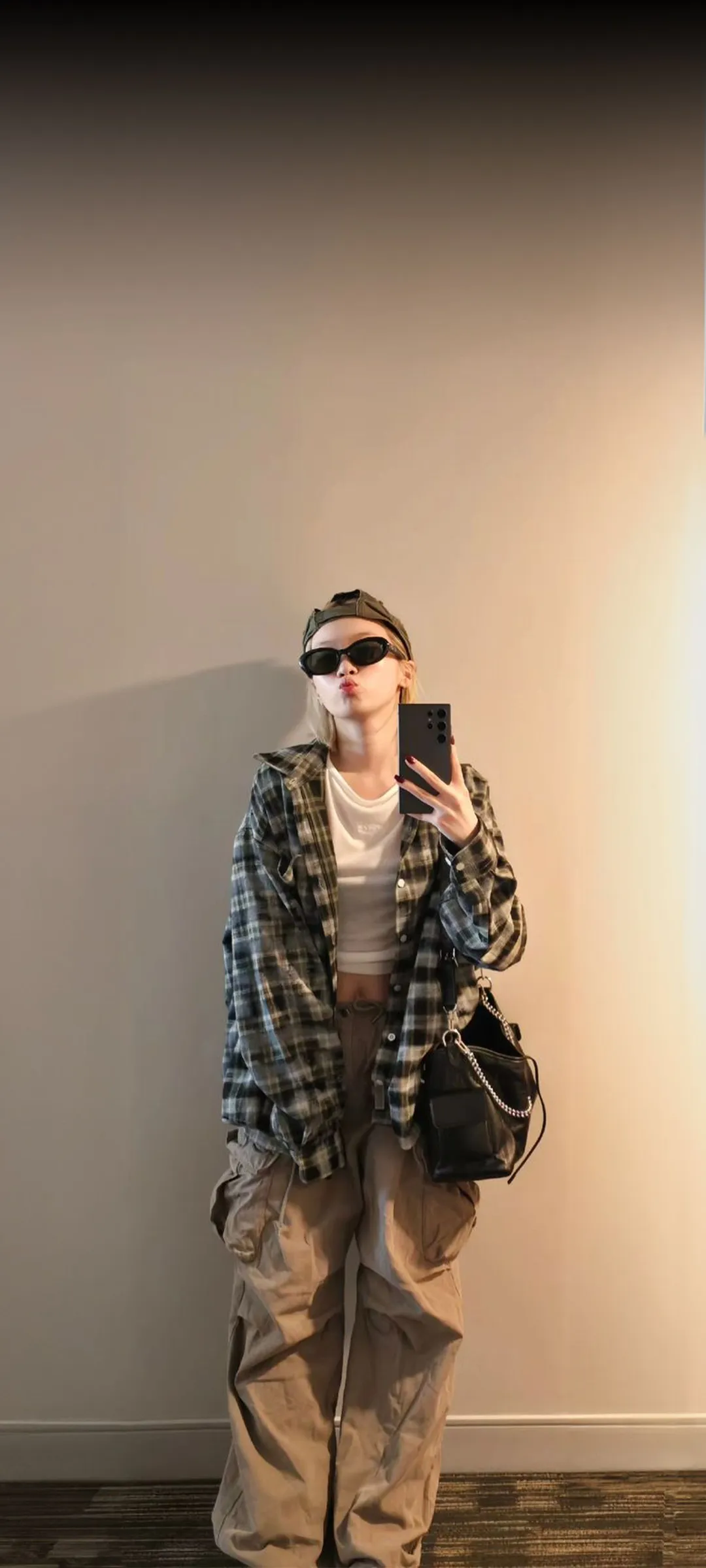 Wallpaper layar kunci hp Kim Chae-won 4K HD download — IZ*ONE, LE SSERAFIM