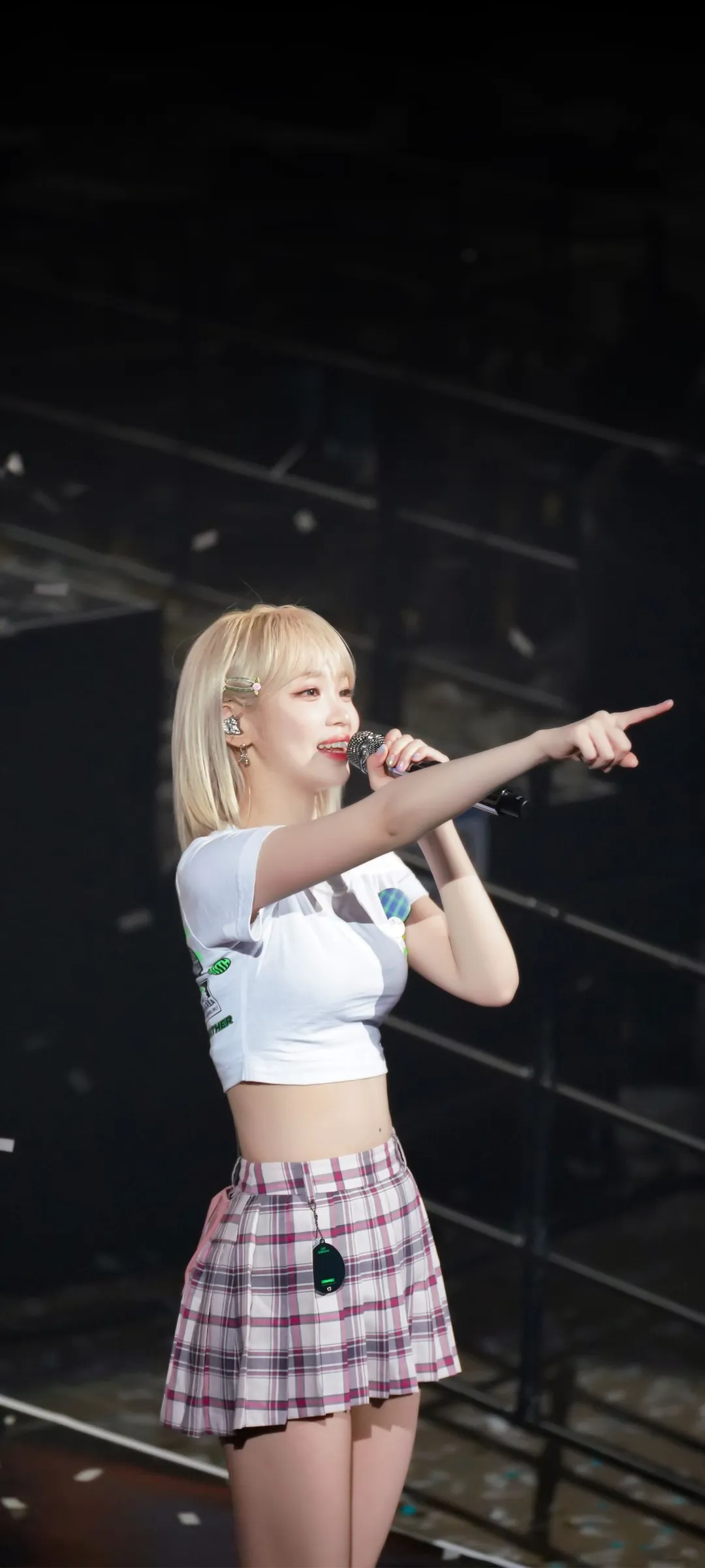 Wallpaper layar kunci hp Kim Chae-won 4K HD download — IZ*ONE, LE SSERAFIM