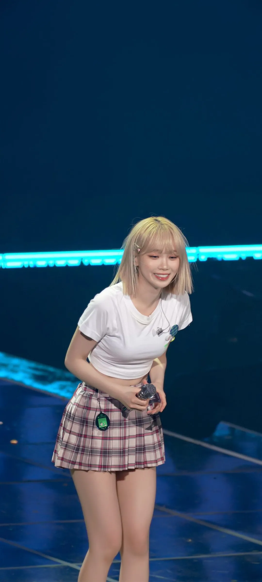 Wallpaper layar kunci hp Kim Chae-won 4K HD download — IZ*ONE, LE SSERAFIM