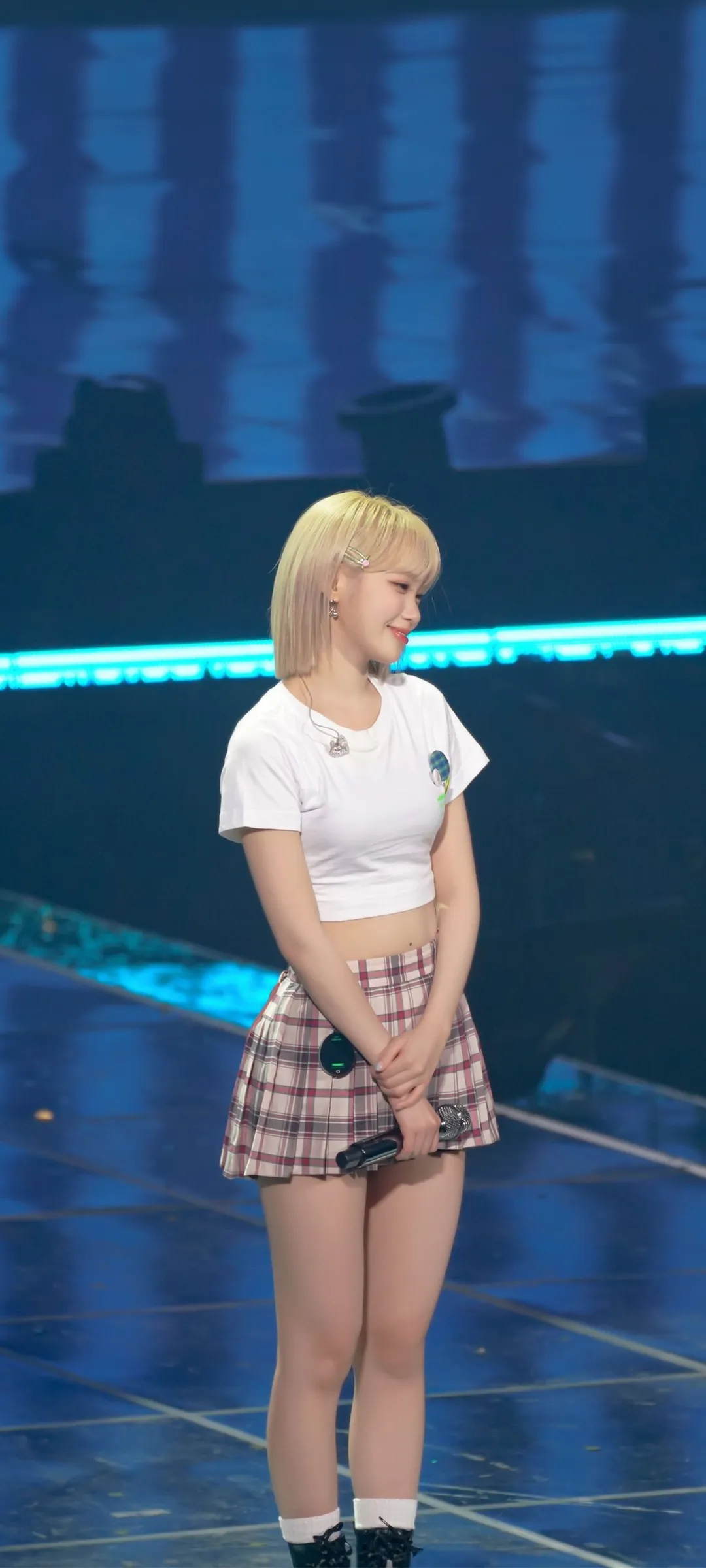 Wallpaper layar kunci hp Kim Chae-won 4K HD download — IZ*ONE, LE SSERAFIM