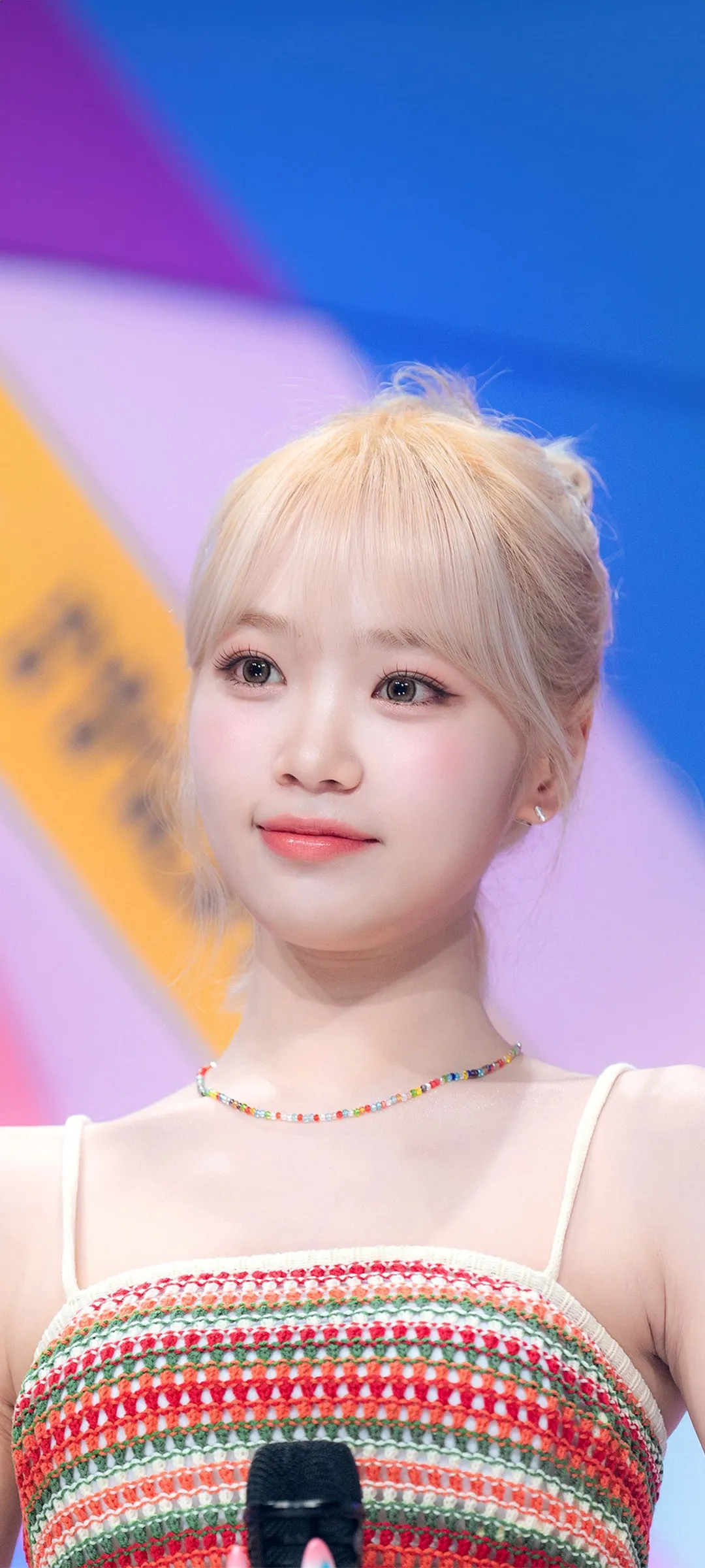 Kim Chae-won lock screen phone wallpaper 4K HD download — IZ*ONE, LE SSERAFIM