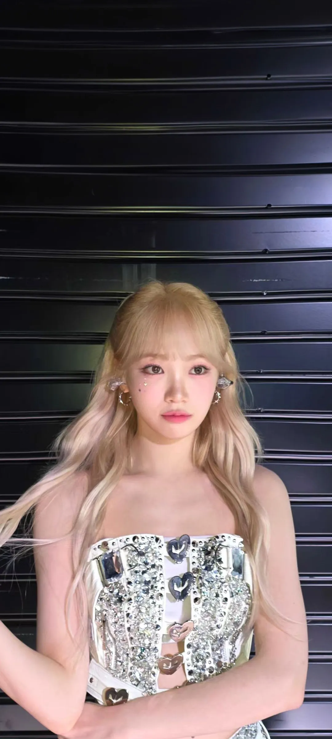 Wallpaper layar kunci hp Kim Chae-won 4K HD download — IZ*ONE, LE SSERAFIM