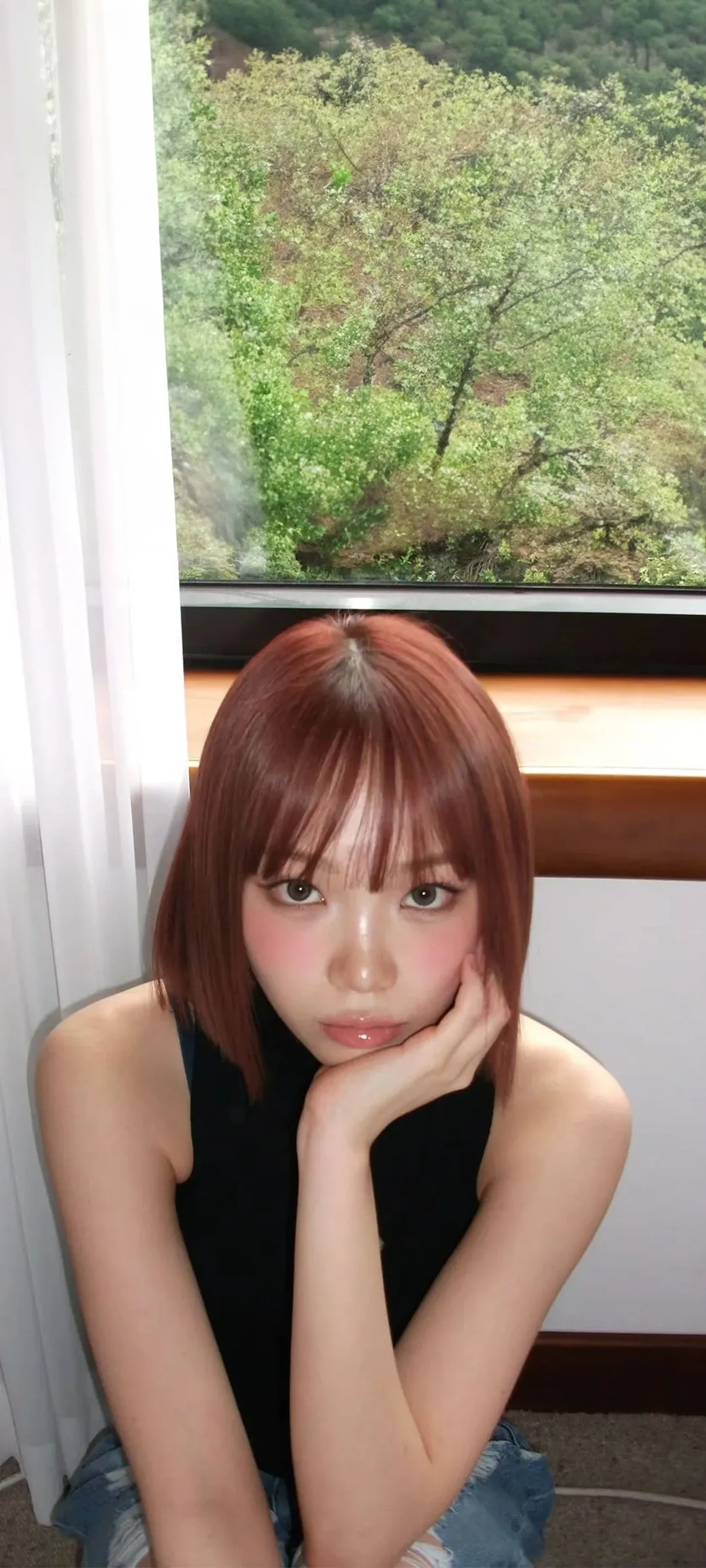 김채원 잠금화면 폰 배경화면 4K HD 다운로드 — 아이즈원, 르세라핌