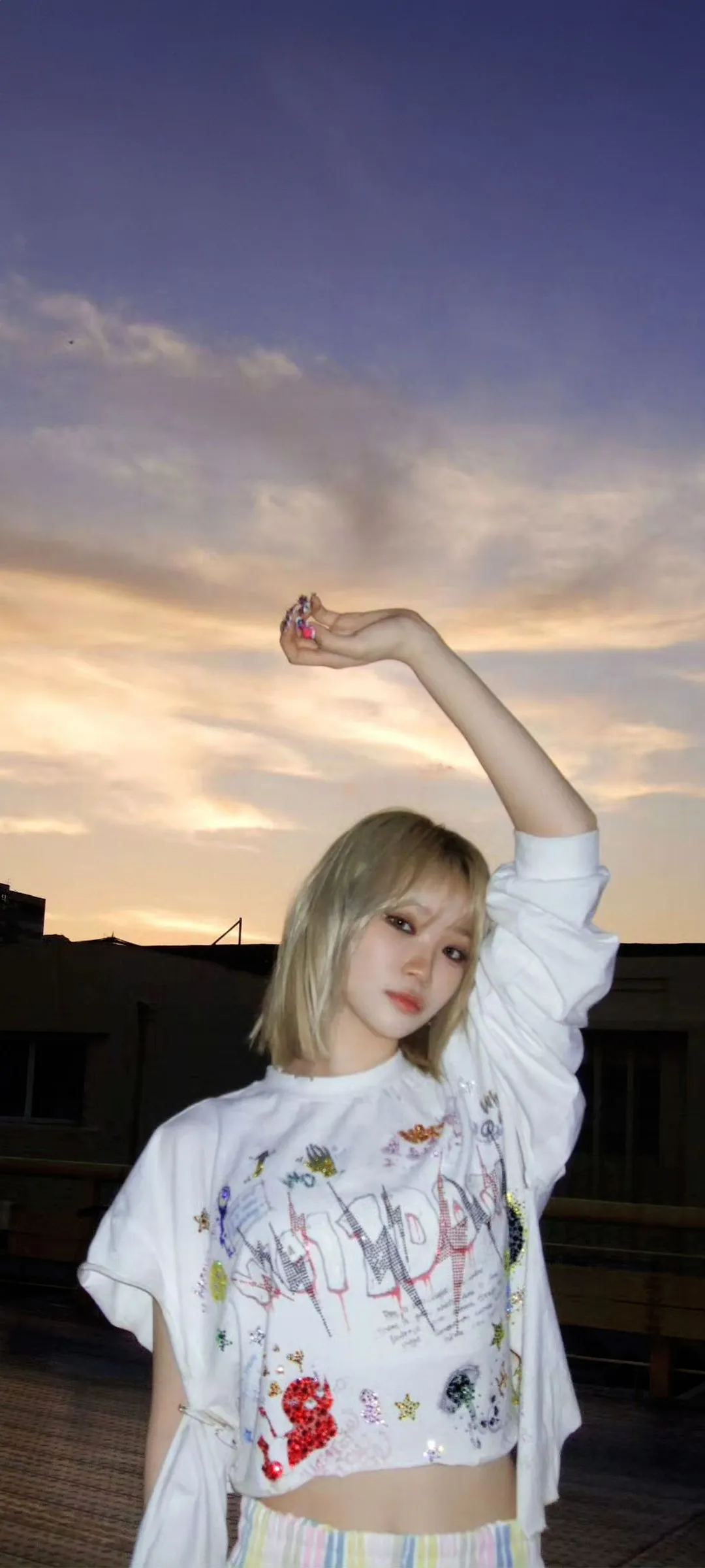 Wallpaper layar kunci hp Kim Chae-won 4K HD download — IZ*ONE, LE SSERAFIM