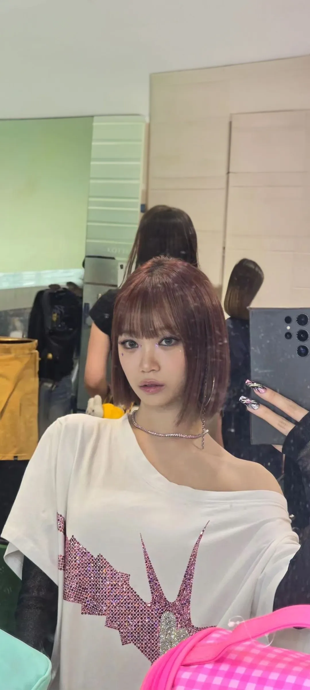Wallpaper layar kunci hp Kim Chae-won 4K HD download — IZ*ONE, LE SSERAFIM