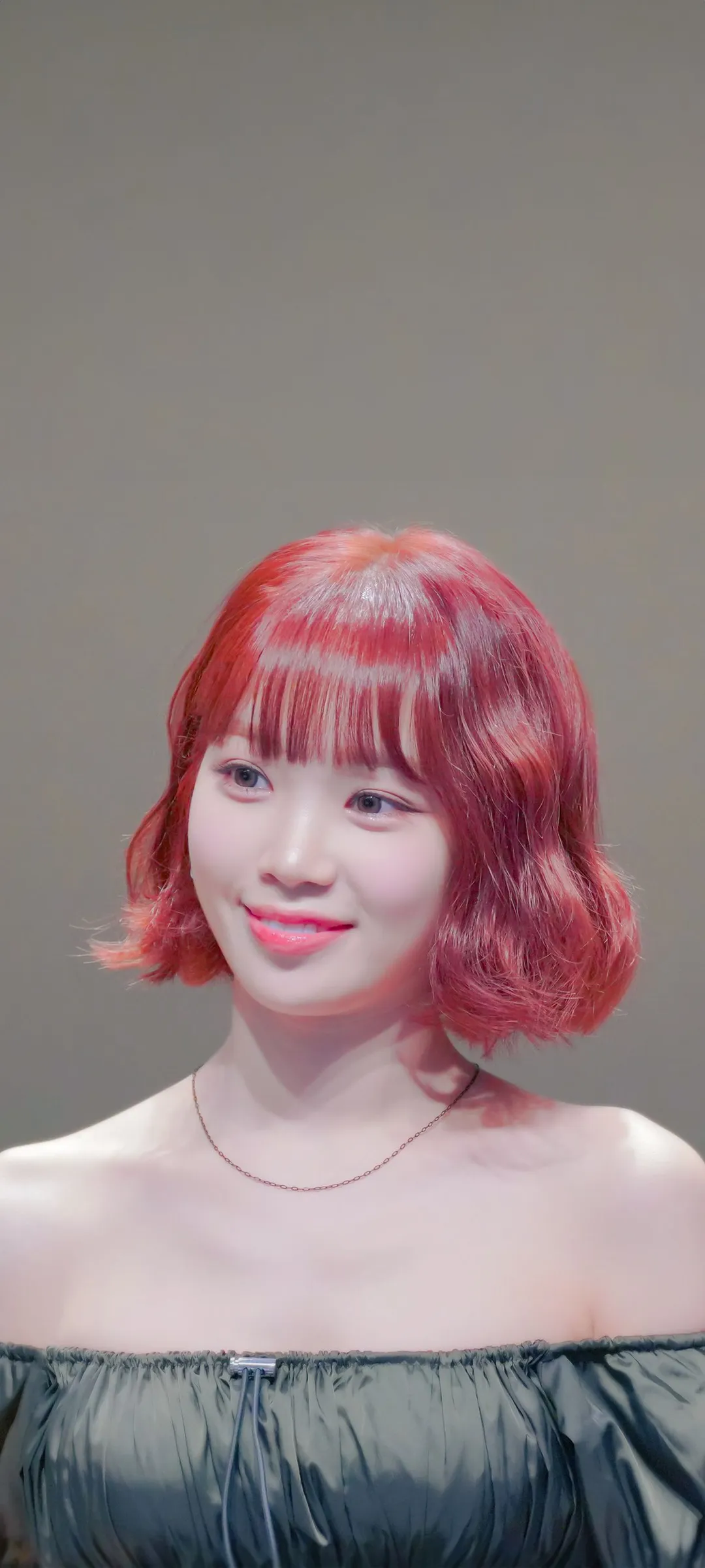 Kim Chae-won lock screen phone wallpaper 4K HD download — IZ*ONE, LE SSERAFIM