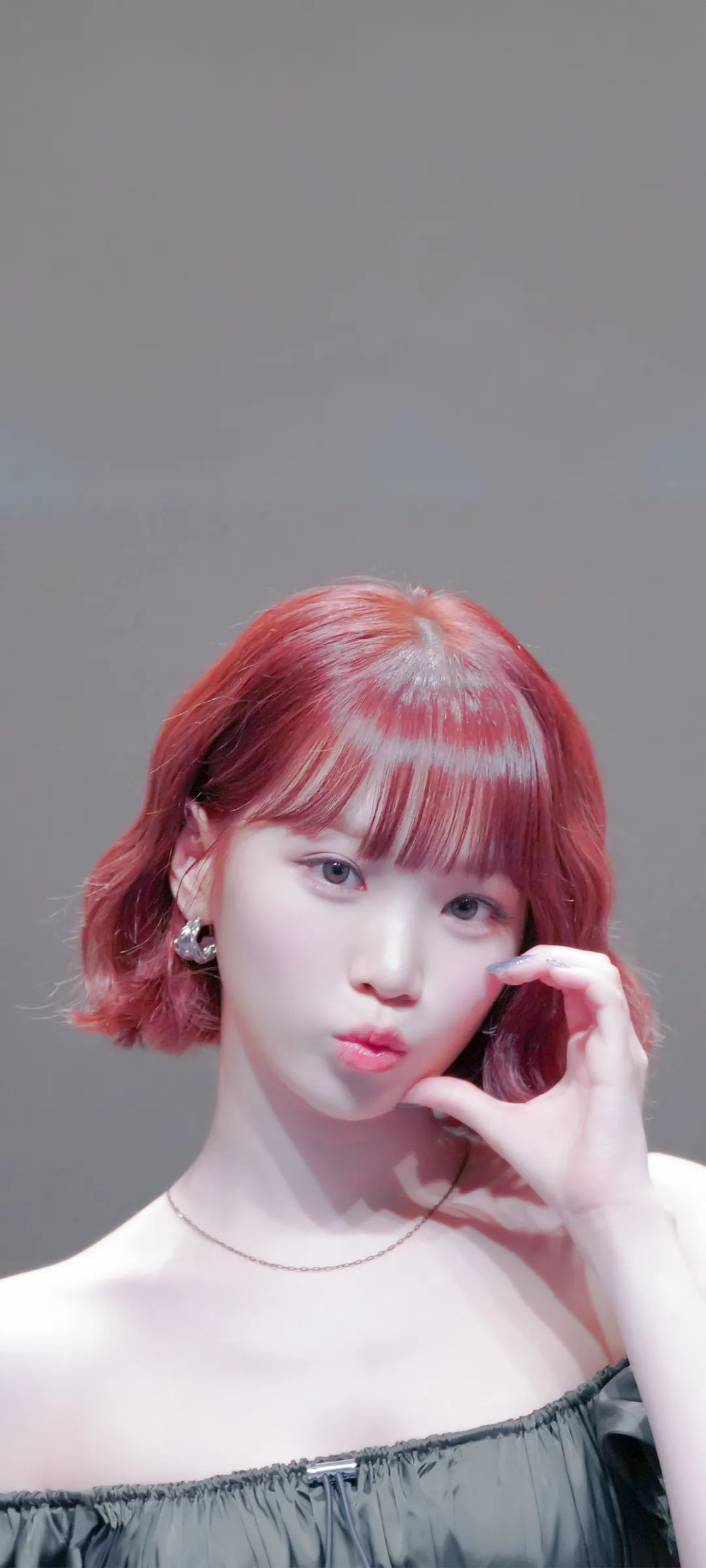 Kim Chae-won lock screen phone wallpaper 4K HD download — IZ*ONE, LE SSERAFIM