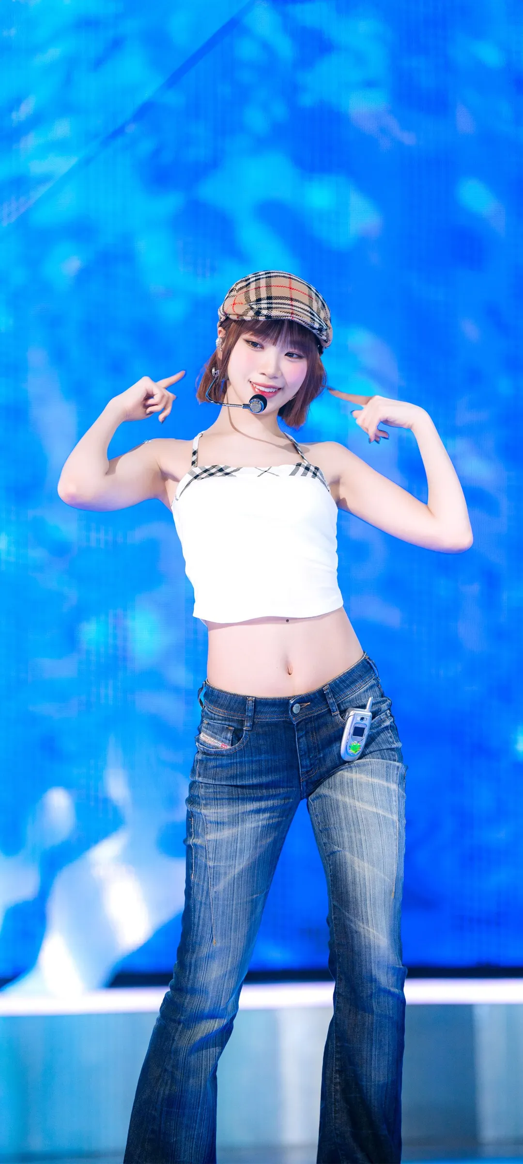Wallpaper layar kunci hp Kim Chae-won 4K HD download — IZ*ONE, LE SSERAFIM