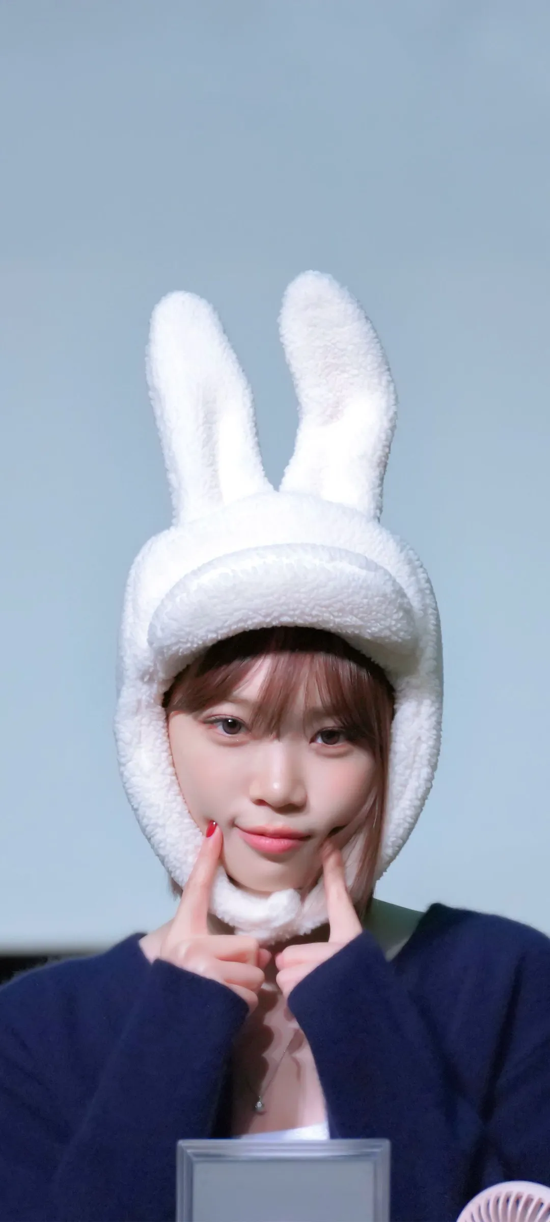 김채원 잠금화면 폰 배경화면 4K HD 다운로드 — 아이즈원, 르세라핌