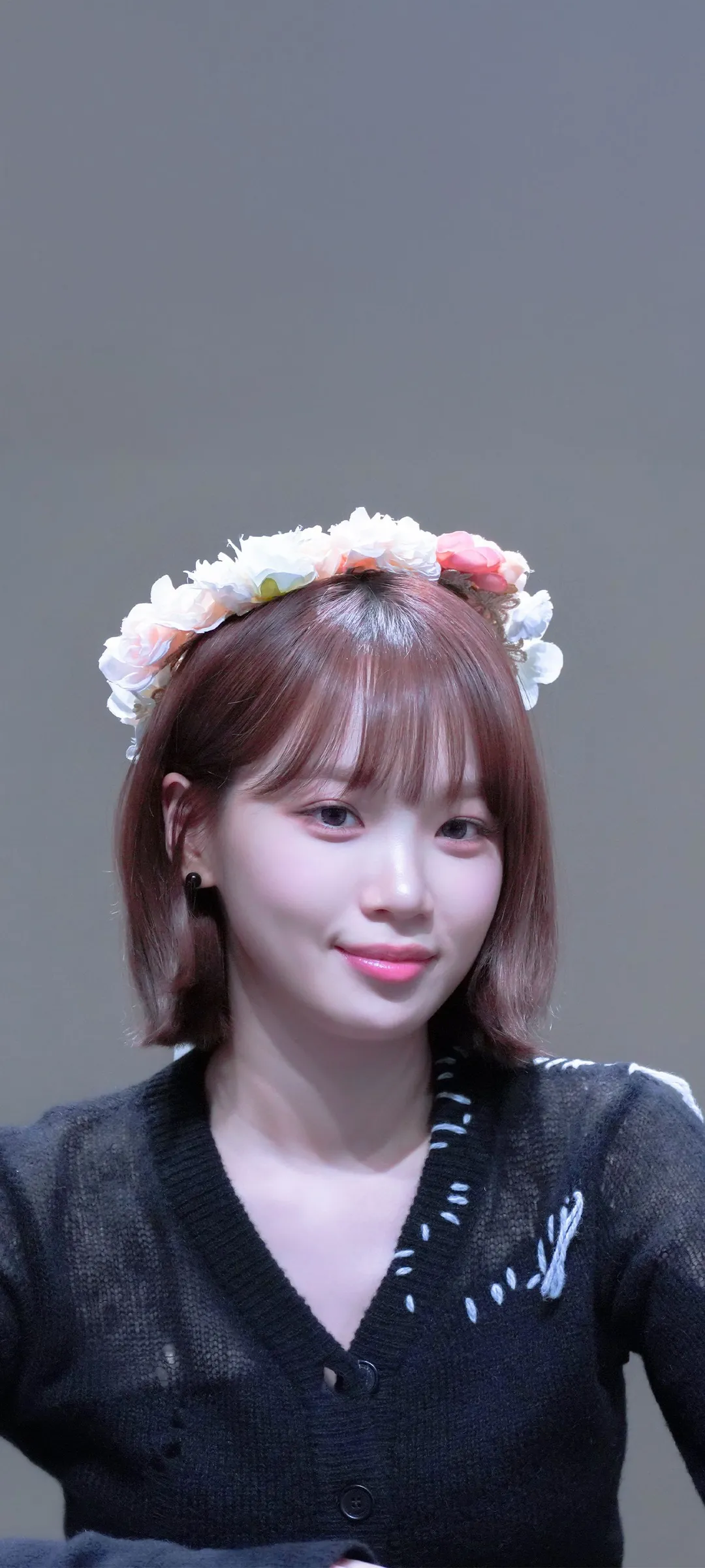 김채원 잠금화면 폰 배경화면 4K HD 다운로드 — 아이즈원, 르세라핌