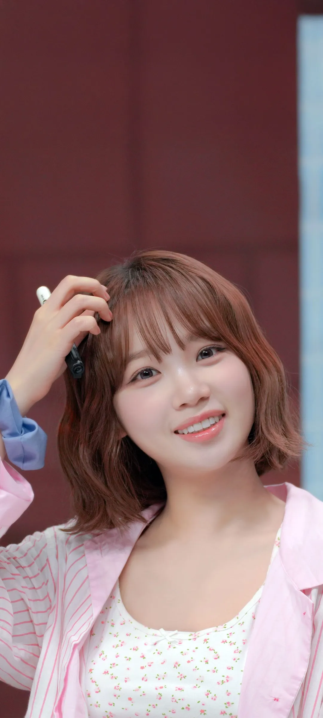 Wallpaper layar kunci hp Kim Chae-won 4K HD download — IZ*ONE, LE SSERAFIM
