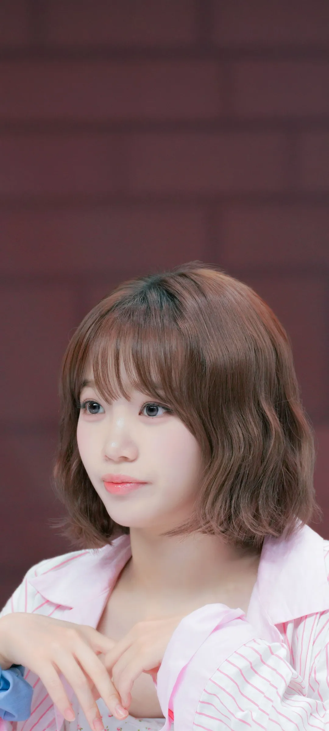 김채원 잠금화면 폰 배경화면 4K HD 다운로드 — 아이즈원, 르세라핌