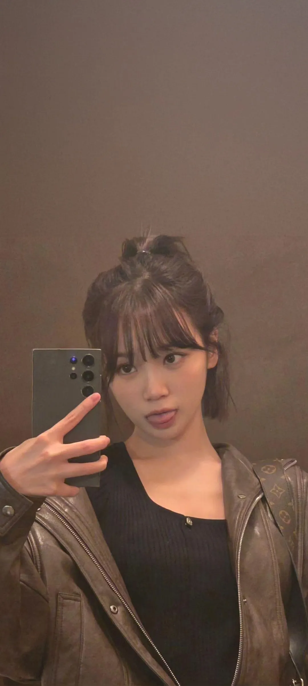 Wallpaper layar kunci hp Kim Chae-won 4K HD download — IZ*ONE, LE SSERAFIM
