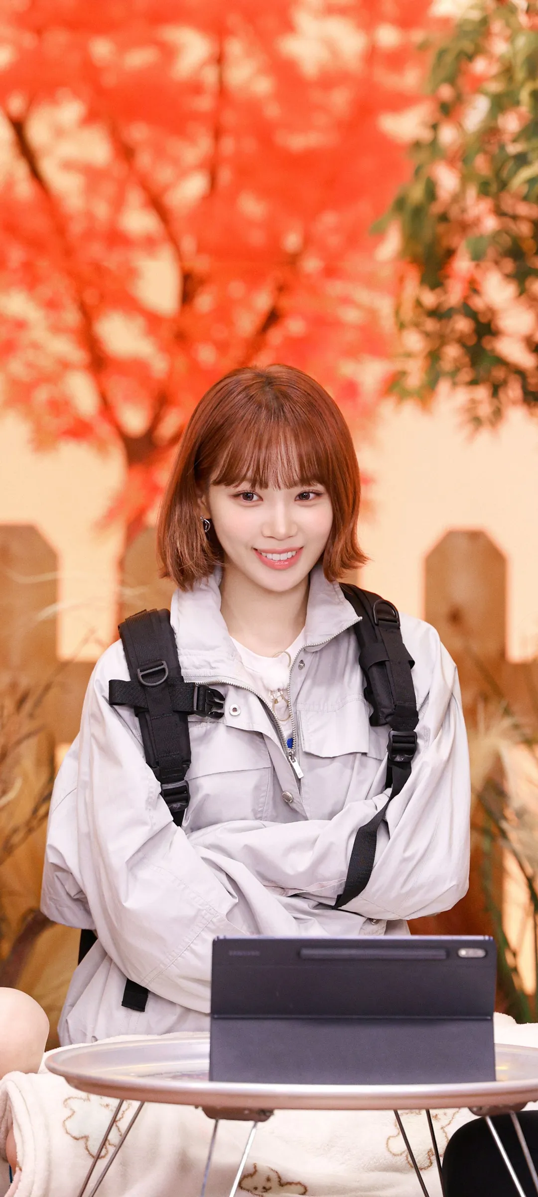 Wallpaper layar kunci hp Kim Chae-won 4K HD download — IZ*ONE, LE SSERAFIM