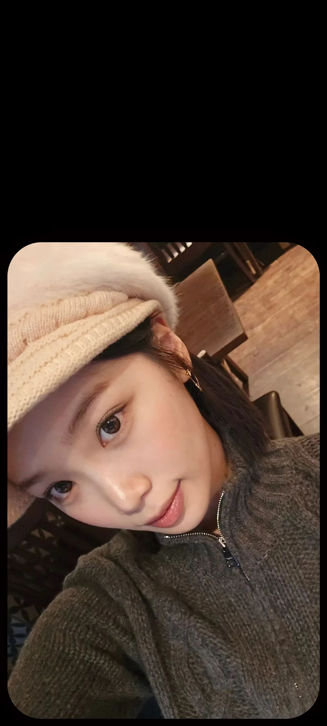 Wallpaper layar kunci hp Kim Chae-won 4K HD download — IZ*ONE, LE SSERAFIM