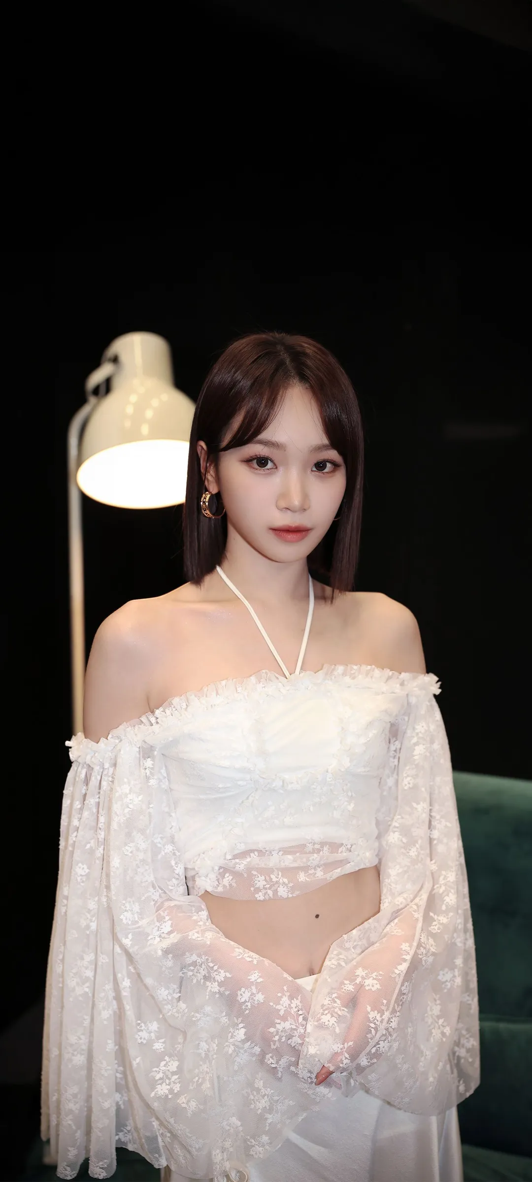 Wallpaper layar kunci hp Kim Chae-won 4K HD download — IZ*ONE, LE SSERAFIM