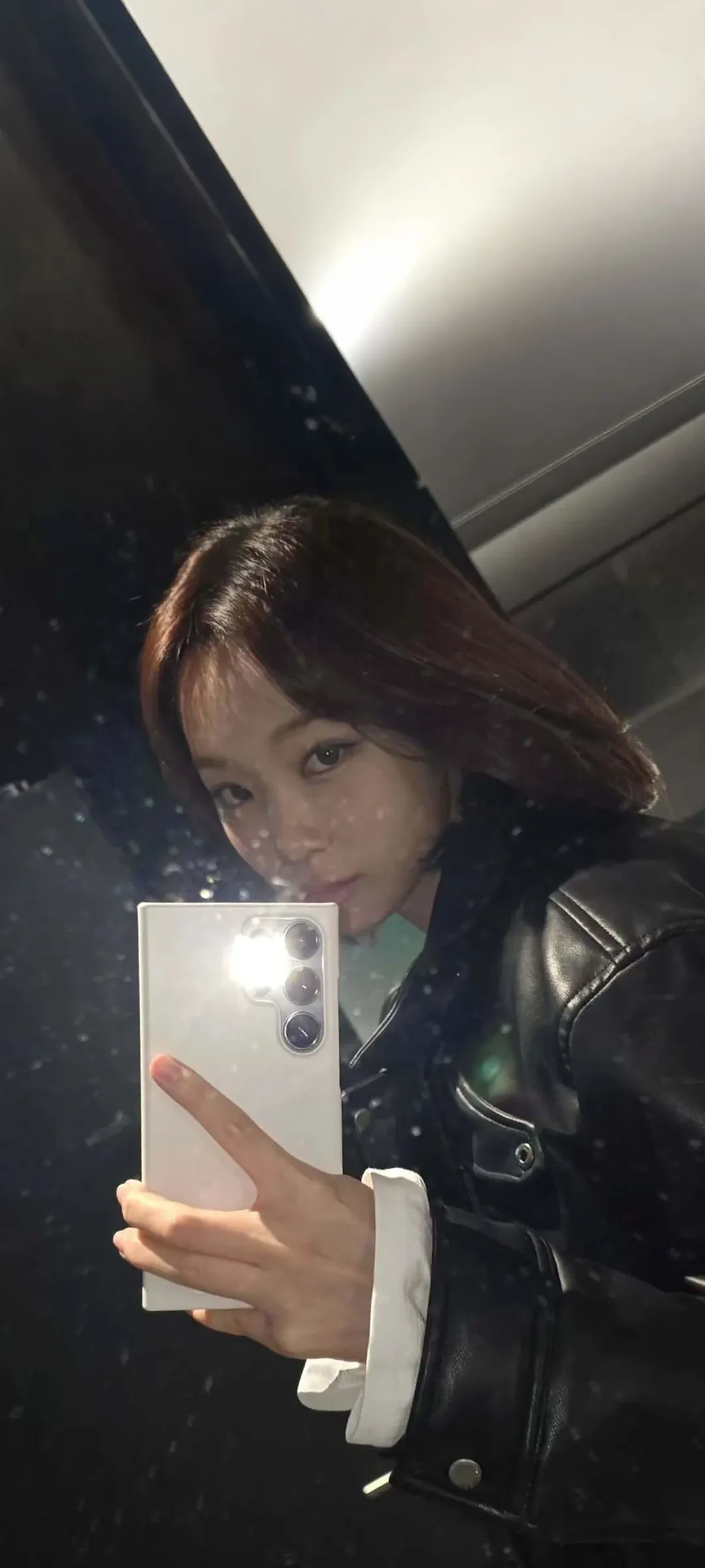 Wallpaper layar kunci hp Kim Chae-won 4K HD download — IZ*ONE, LE SSERAFIM