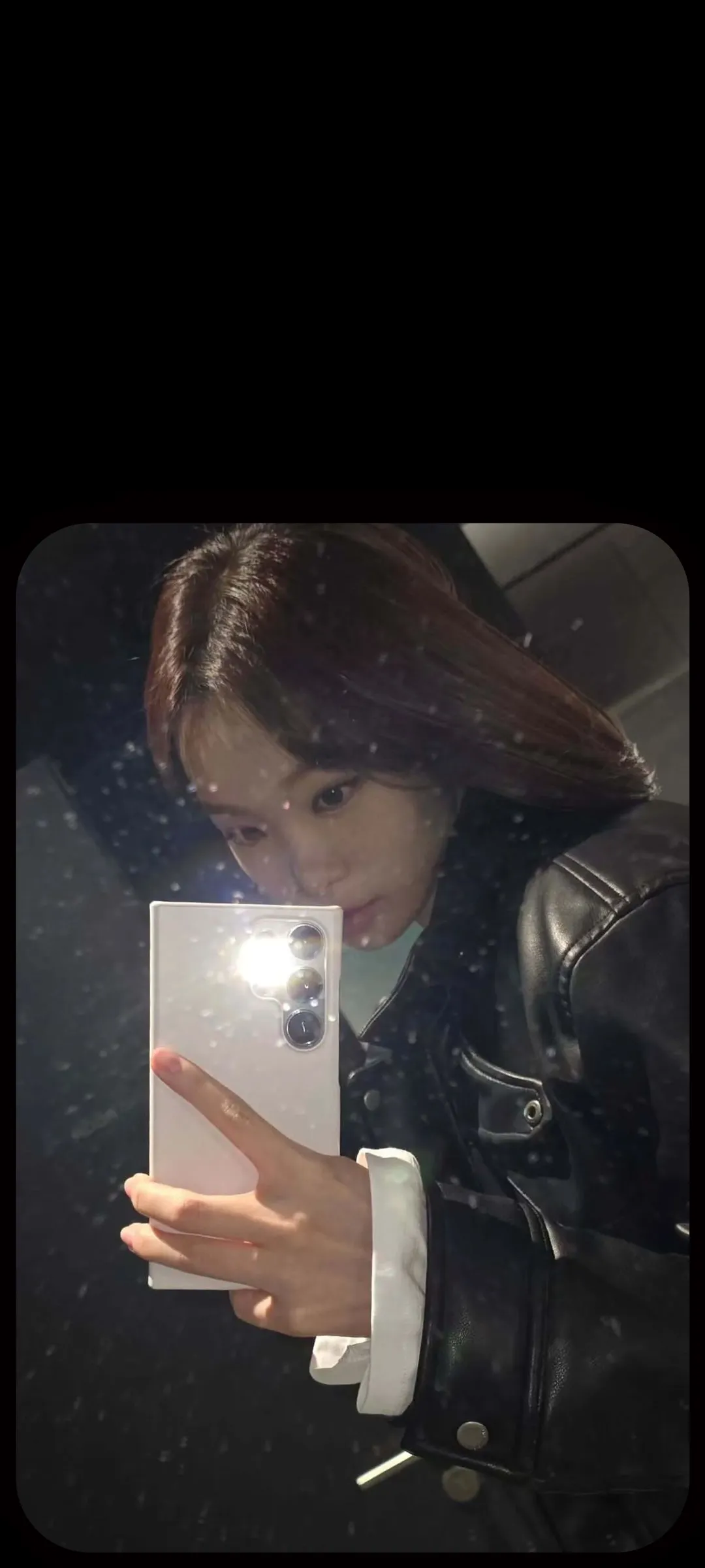 Kim Chae-won lock screen phone wallpaper 4K HD download — IZ*ONE, LE SSERAFIM