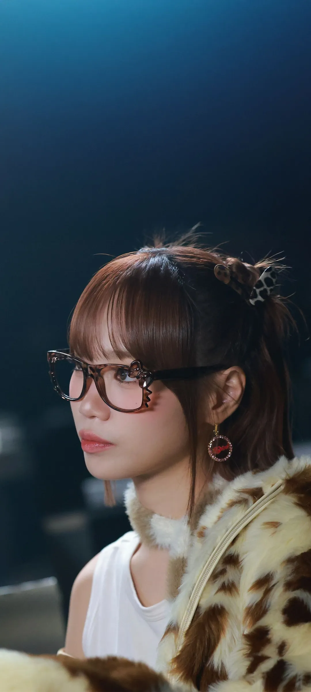 Wallpaper layar kunci hp Kim Chae-won 4K HD download — IZ*ONE, LE SSERAFIM