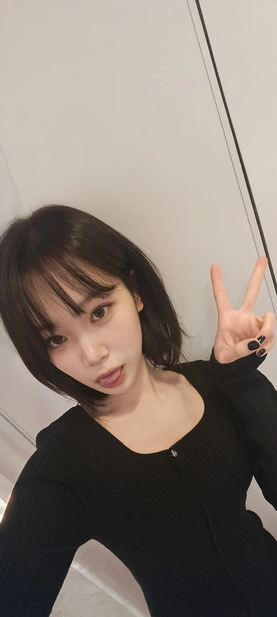 Wallpaper layar kunci hp Kim Chae-won 4K HD download — IZ*ONE, LE SSERAFIM