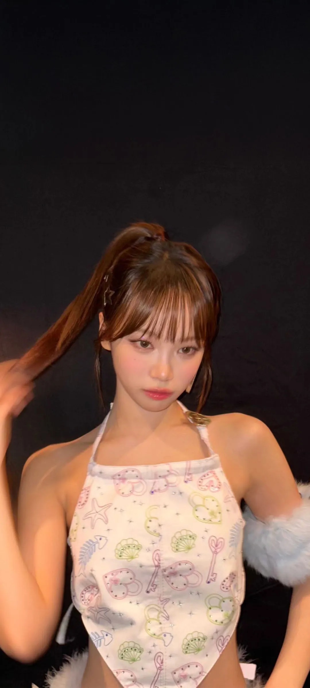 Wallpaper layar kunci hp Kim Chae-won 4K HD download — IZ*ONE, LE SSERAFIM
