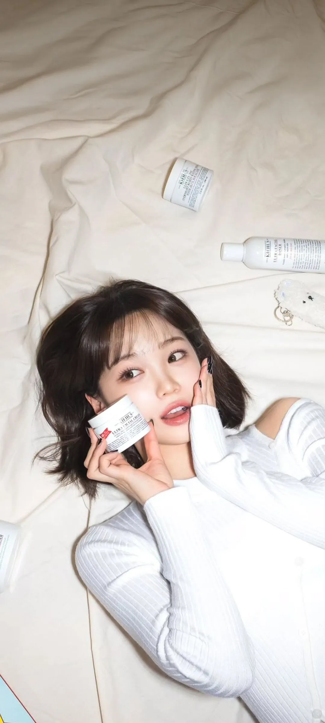 Wallpaper layar kunci hp Kim Chae-won 4K HD download — IZ*ONE, LE SSERAFIM