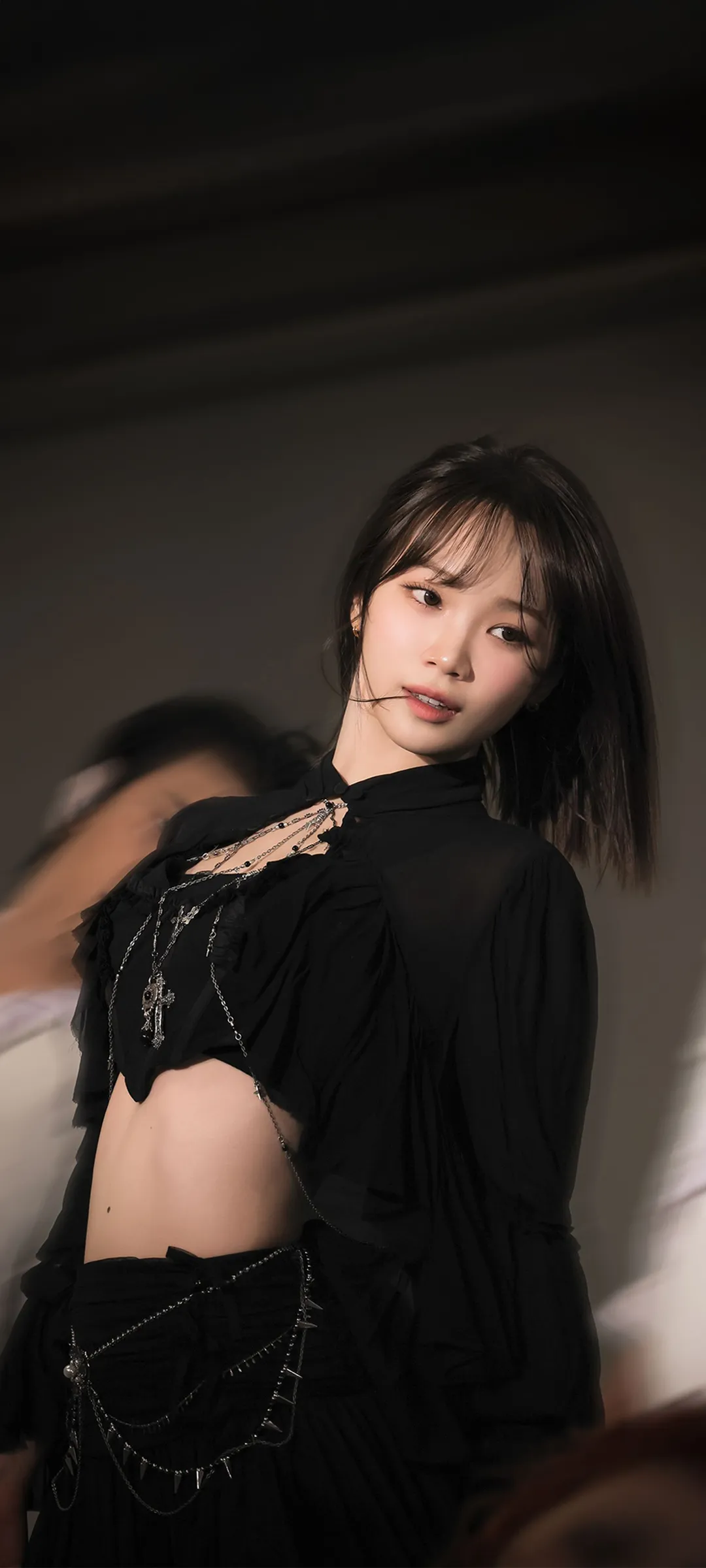 Wallpaper layar kunci hp Kim Chae-won 4K HD download — IZ*ONE, LE SSERAFIM