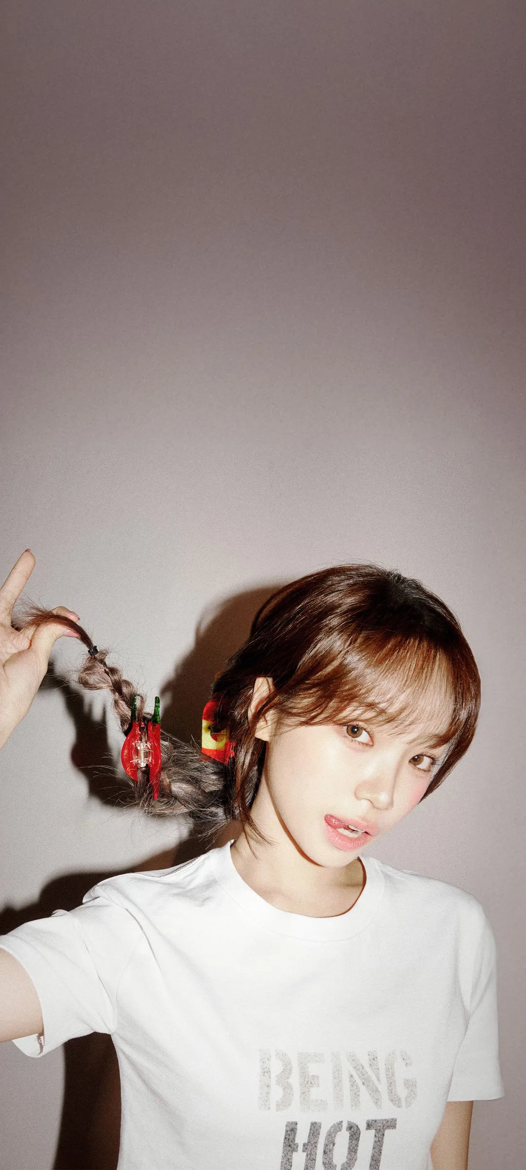 Kim Chae-won lock screen phone wallpaper 4K HD download — IZ*ONE, LE SSERAFIM