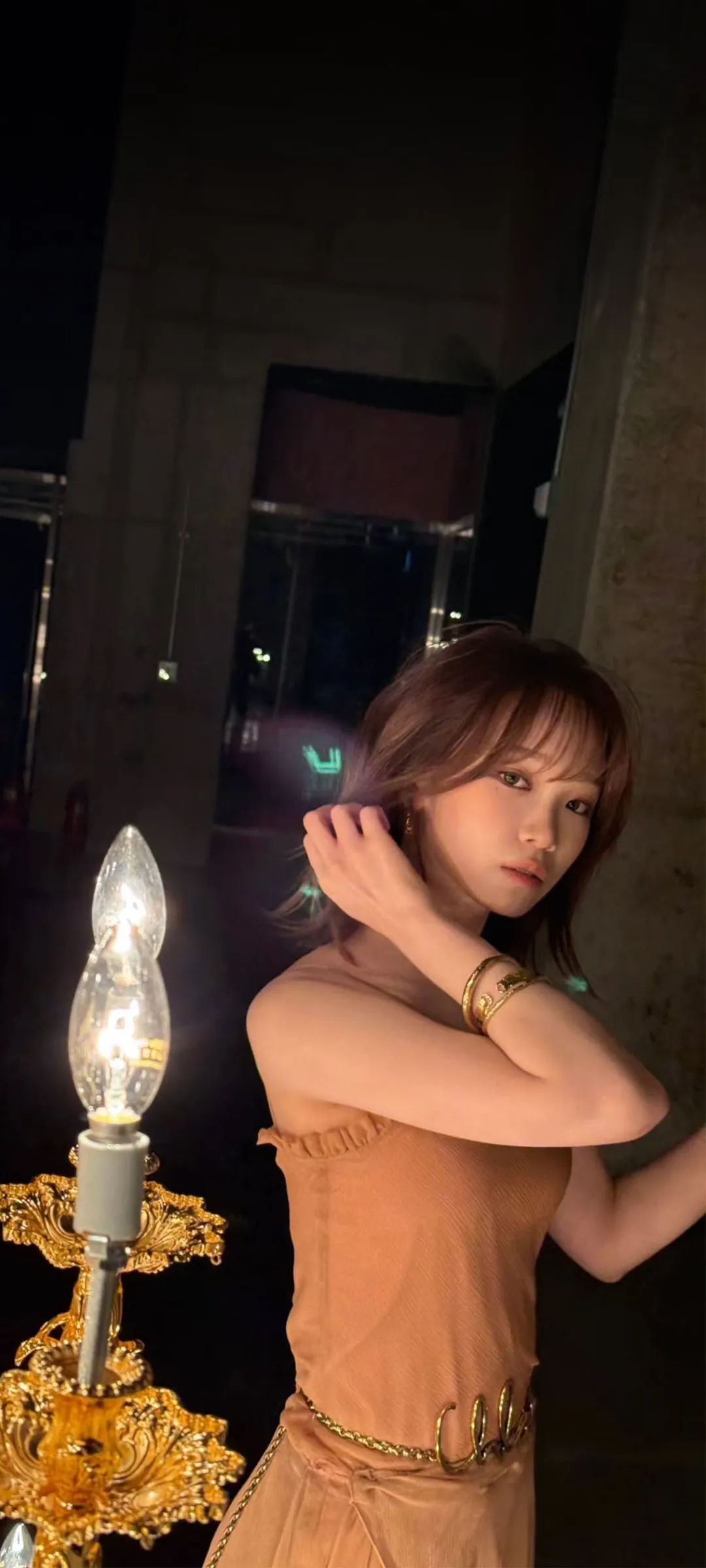 김채원 잠금화면 폰 배경화면 4K HD 다운로드 — 아이즈원, 르세라핌