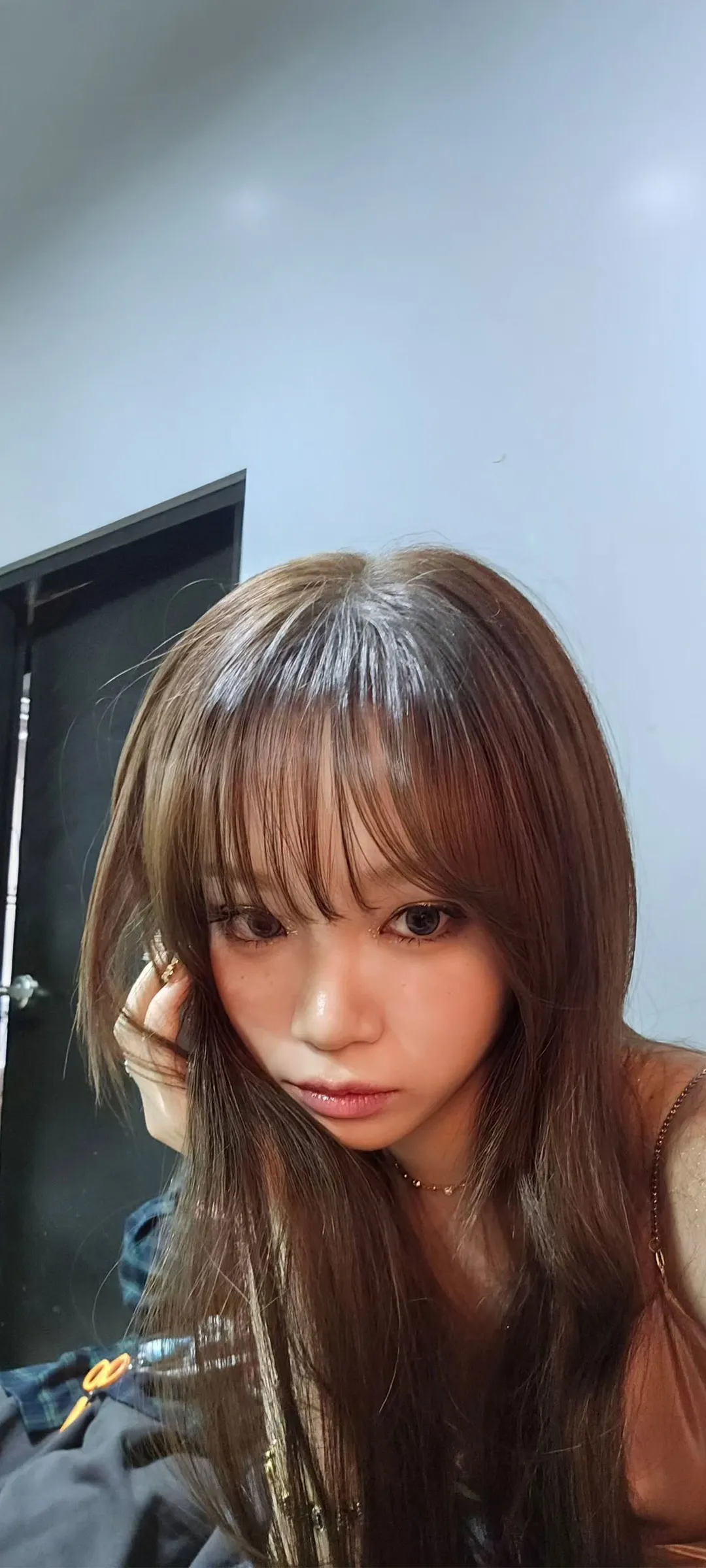 Kim Chae-won lock screen phone wallpaper 4K HD download — IZ*ONE, LE SSERAFIM