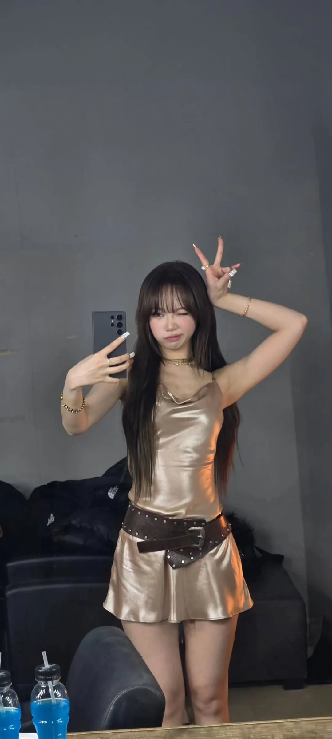 Kim Chae-won lock screen phone wallpaper 4K HD download — IZ*ONE, LE SSERAFIM