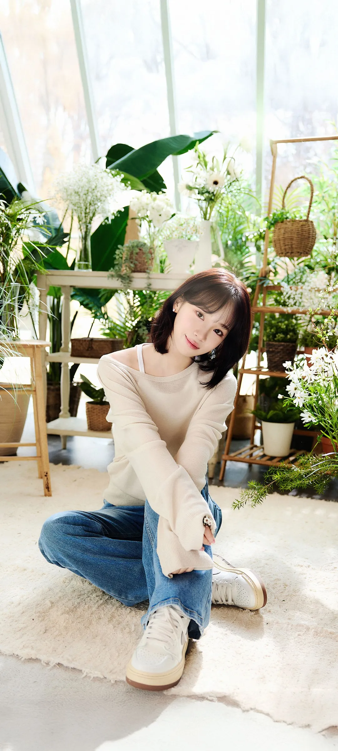 김채원 잠금화면 폰 배경화면 4K HD 다운로드 — 아이즈원, 르세라핌