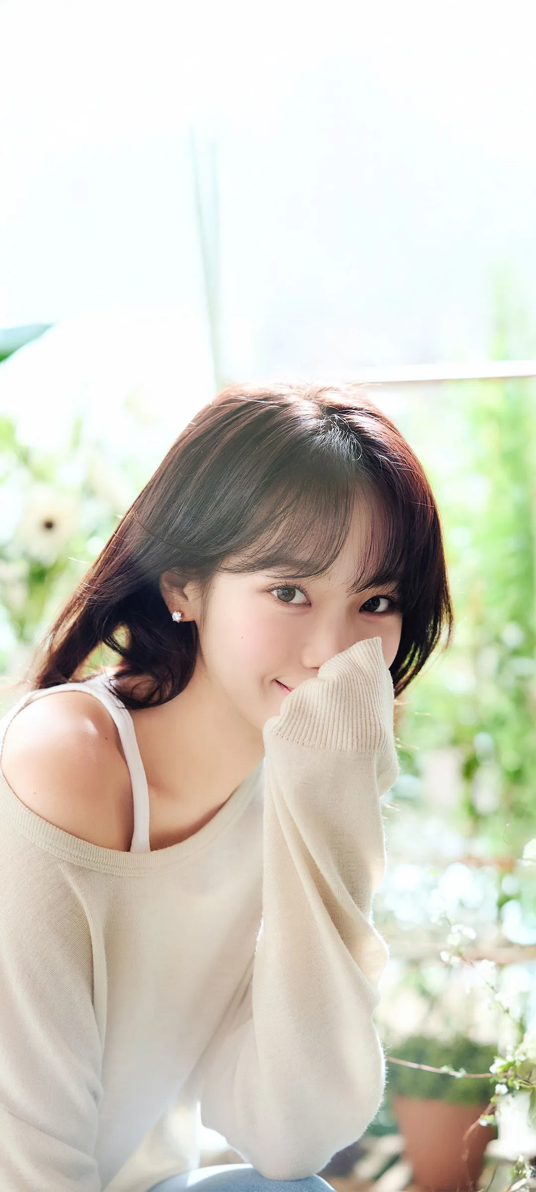 김채원 잠금화면 폰 배경화면 4K HD 다운로드 — 아이즈원, 르세라핌