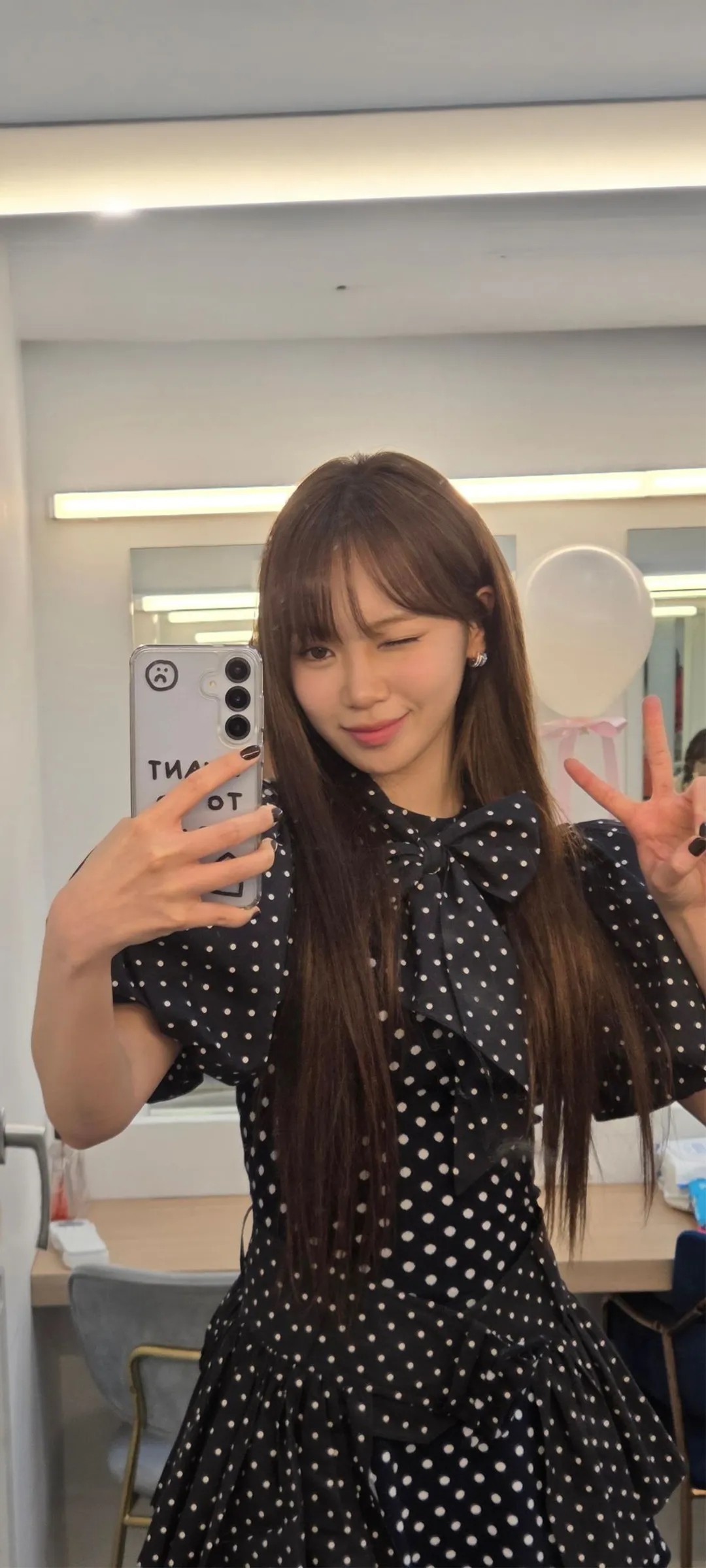 Wallpaper layar kunci hp Kim Chae-won 4K HD download — IZ*ONE, LE SSERAFIM