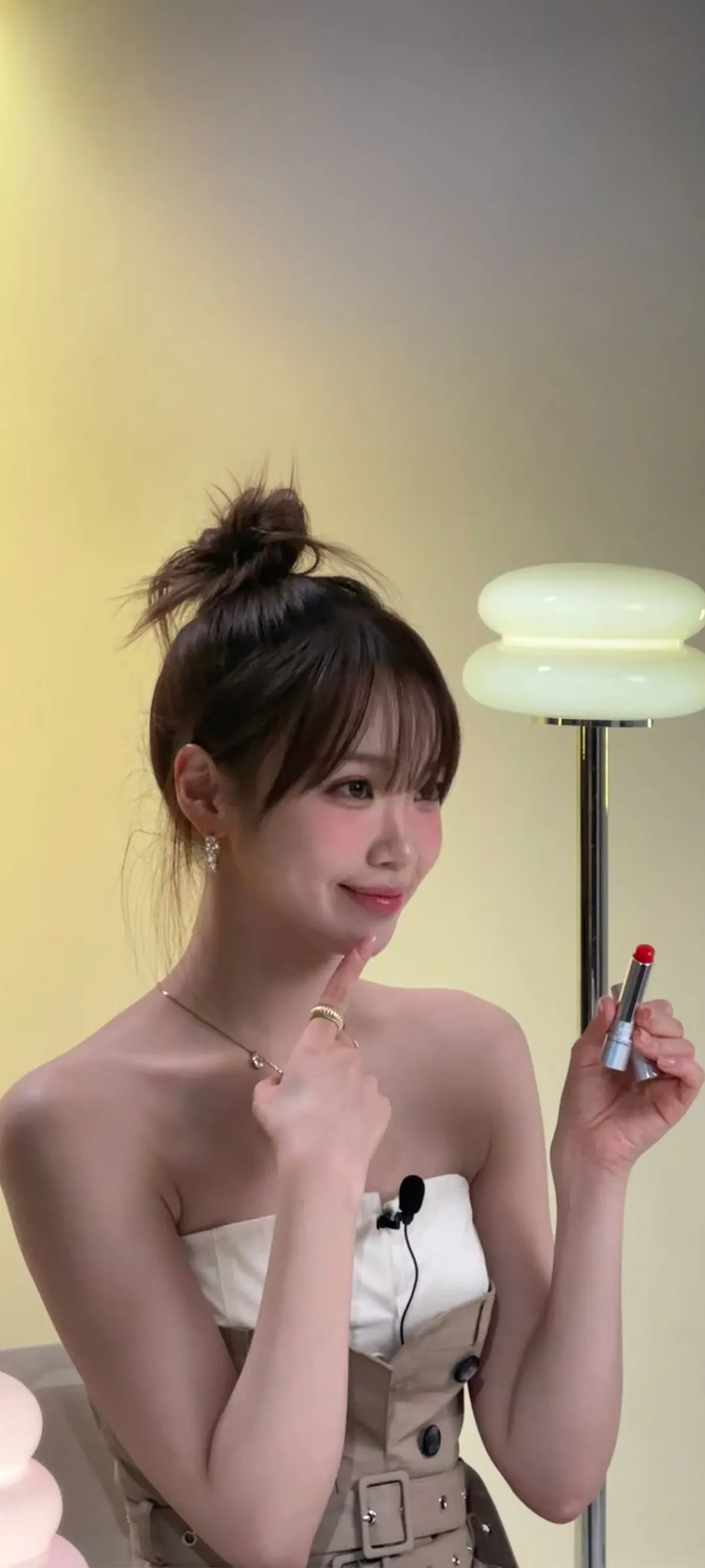 김채원 잠금화면 폰 배경화면 4K HD 다운로드 — 아이즈원, 르세라핌