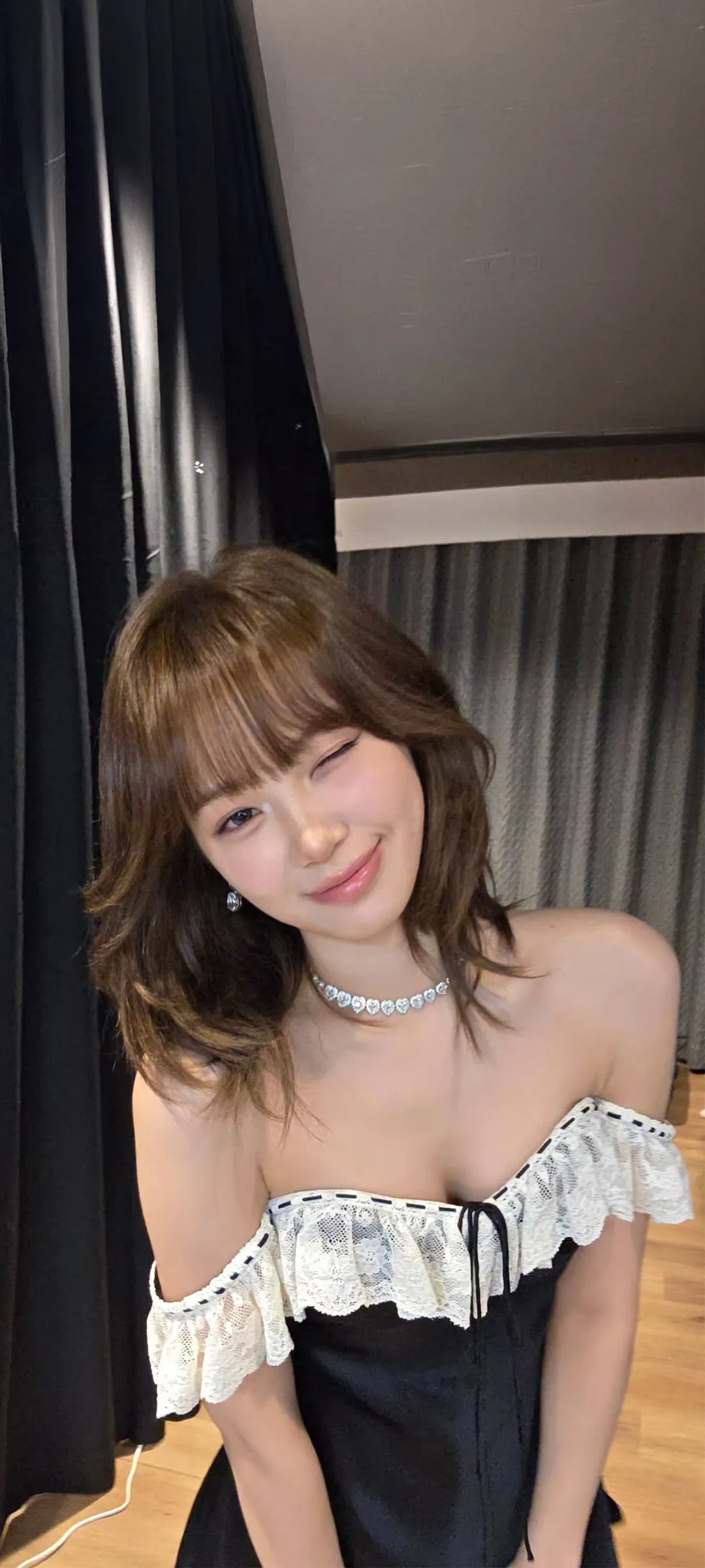 Wallpaper layar kunci hp Kim Chae-won 4K HD download — IZ*ONE, LE SSERAFIM