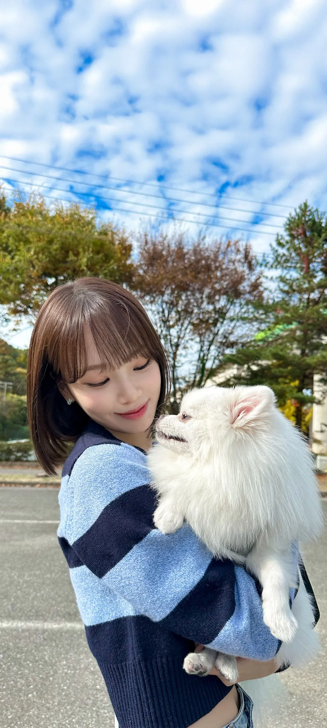 김채원 잠금화면 폰 배경화면 4K HD 다운로드 — 아이즈원, 르세라핌