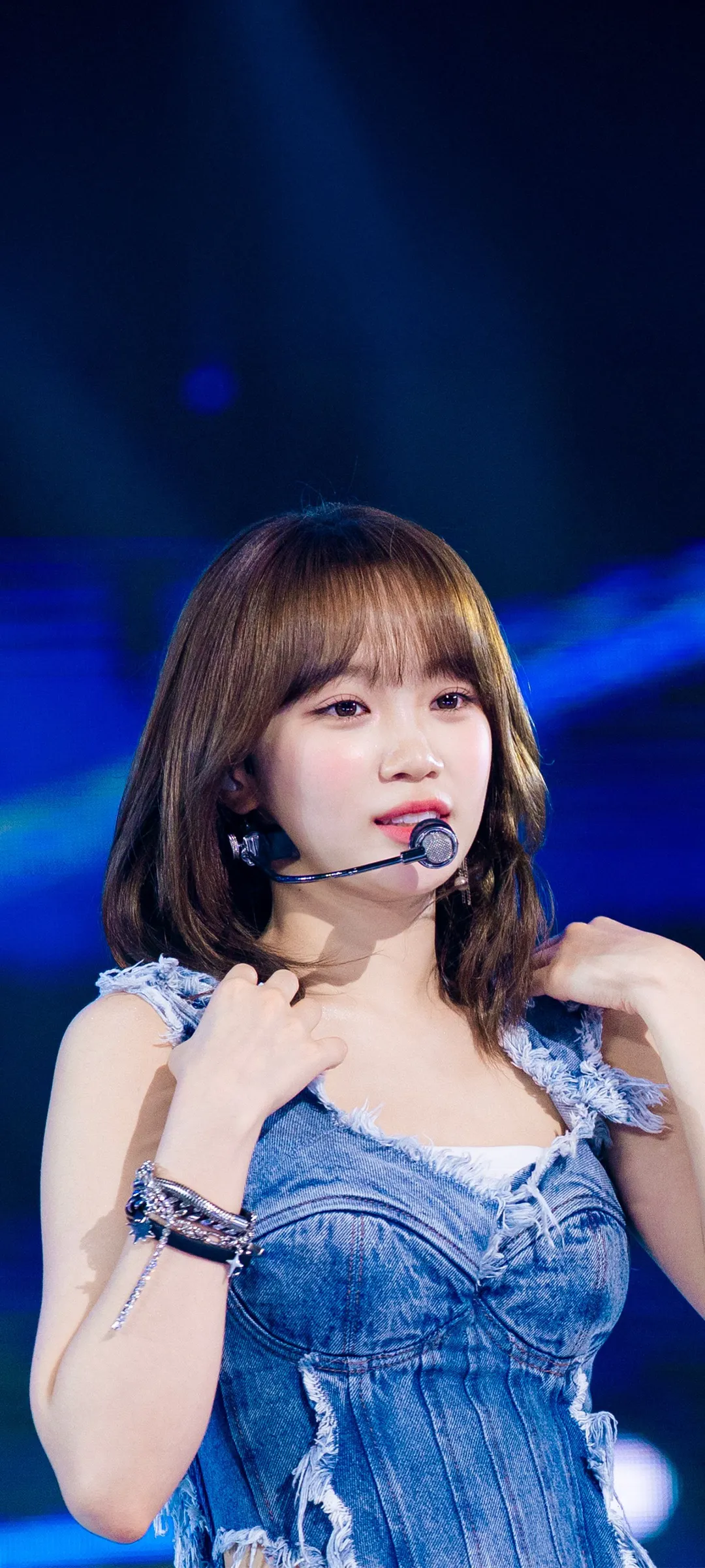 Wallpaper layar kunci hp Kim Chae-won 4K HD download — IZ*ONE, LE SSERAFIM