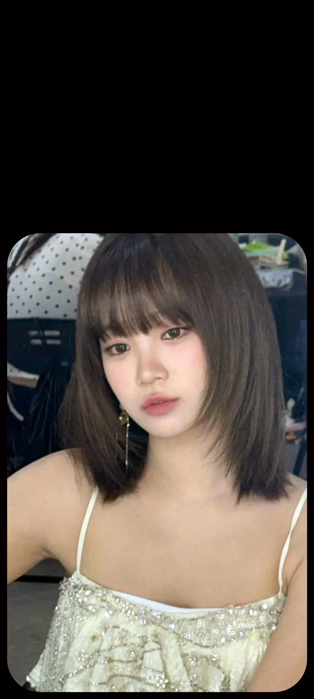 Kim Chae-won lock screen phone wallpaper 4K HD download — IZ*ONE, LE SSERAFIM