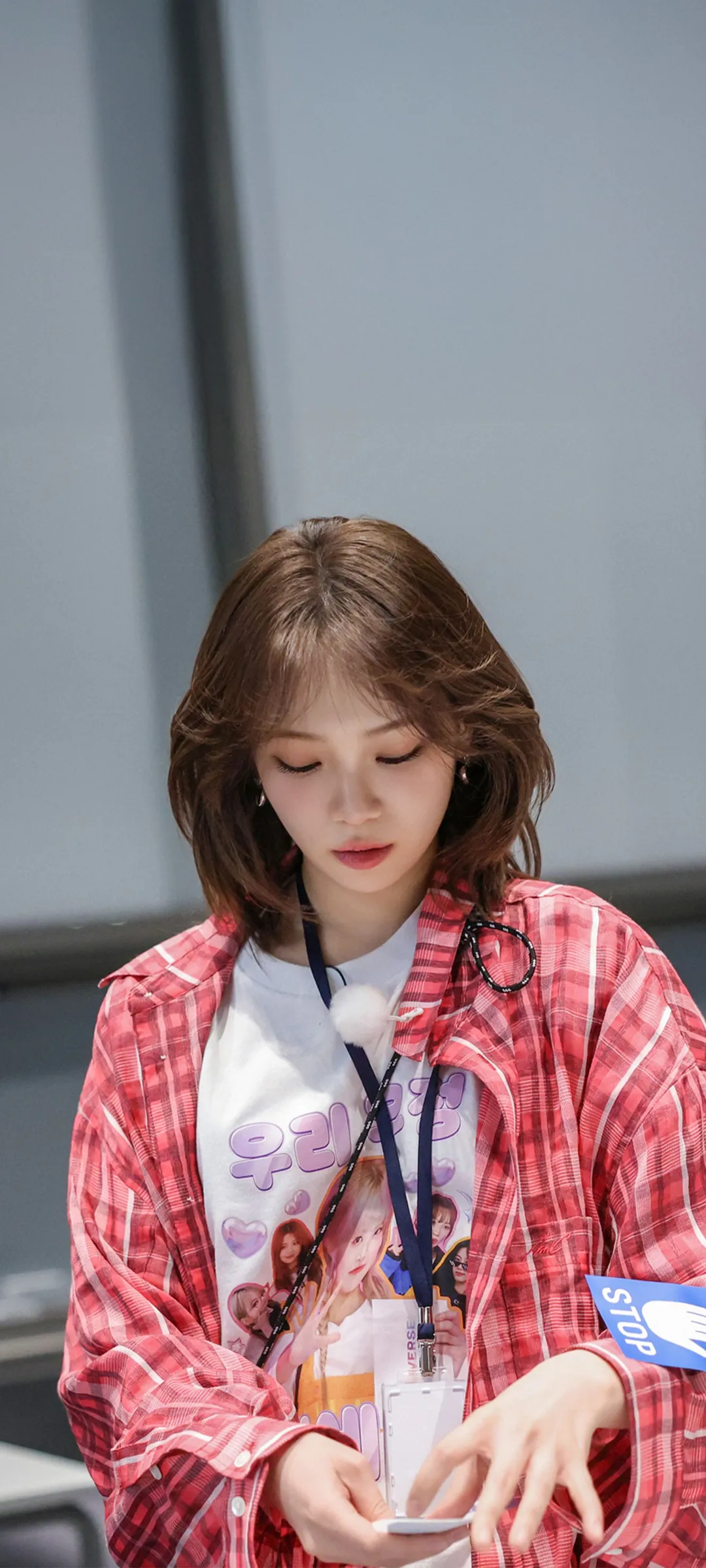 김채원 잠금화면 폰 배경화면 4K HD 다운로드 — 아이즈원, 르세라핌