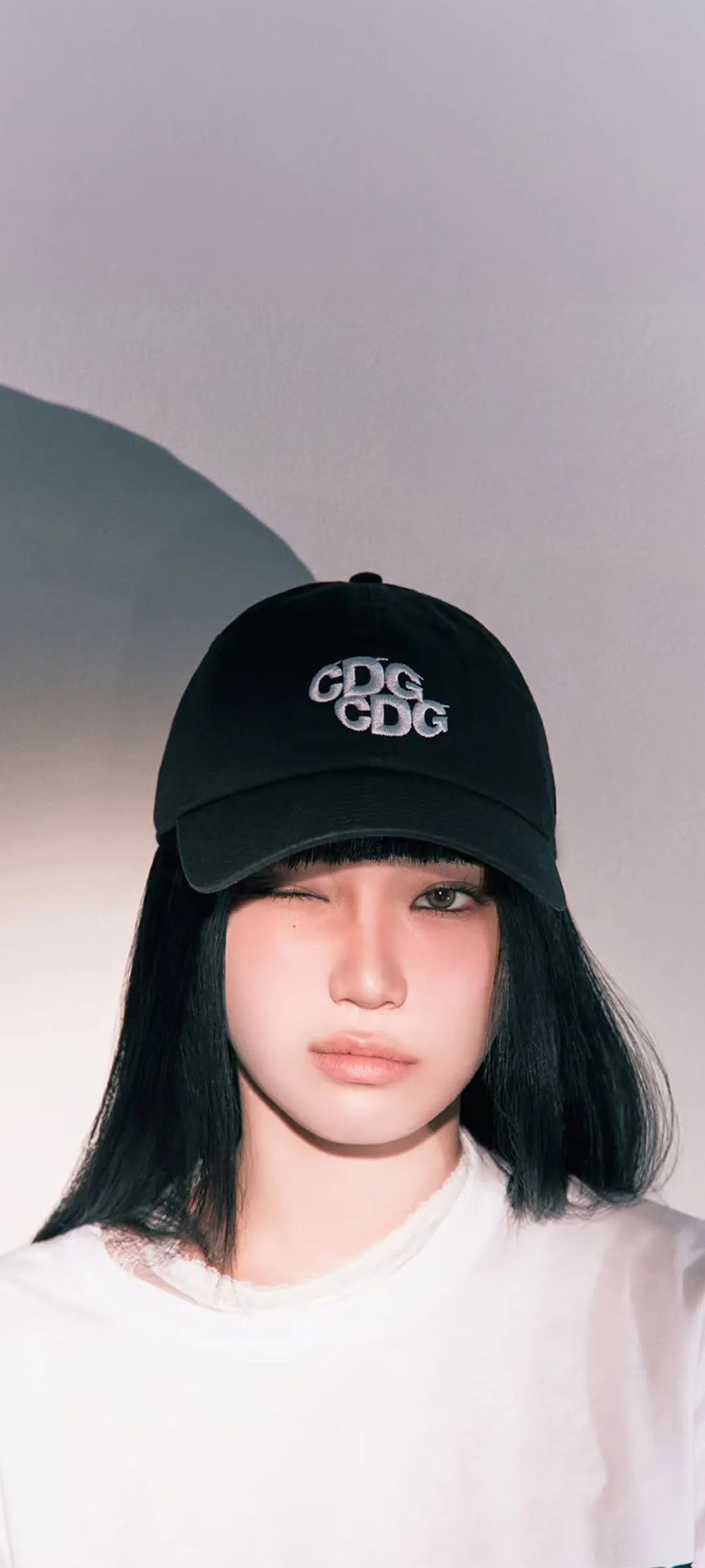 Kim Chae-won lock screen phone wallpaper 4K HD download — IZ*ONE, LE SSERAFIM