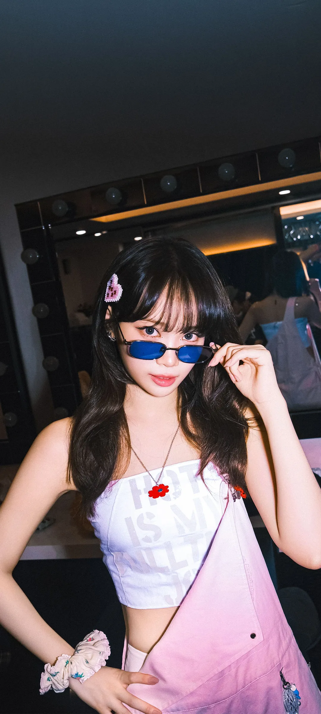 Kim Chae-won lock screen phone wallpaper 4K HD download — IZ*ONE, LE SSERAFIM
