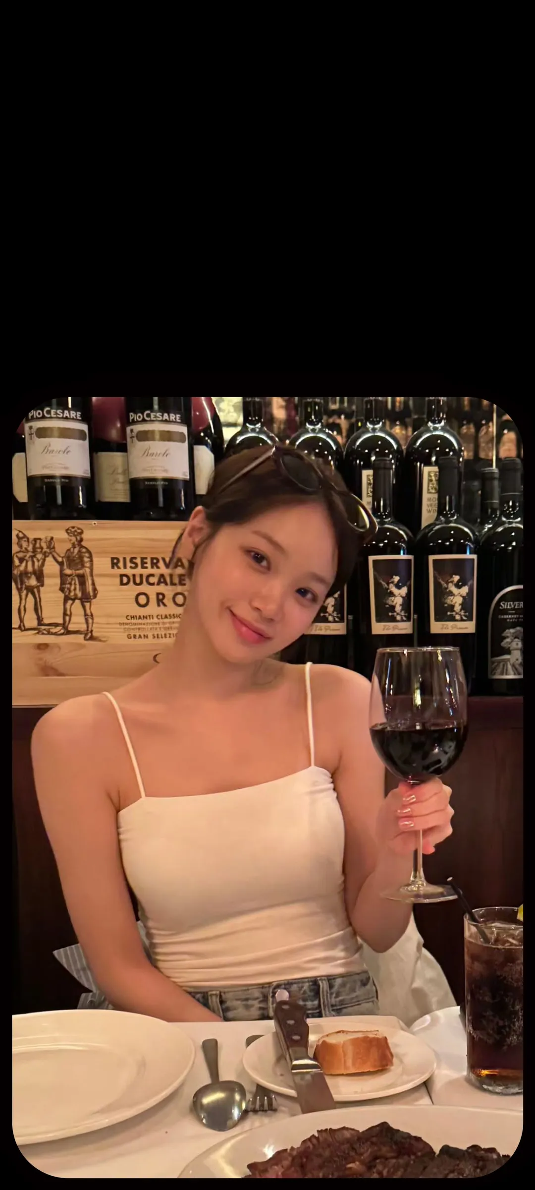 Wallpaper layar kunci hp Kim Chae-won 4K HD download — IZ*ONE, LE SSERAFIM